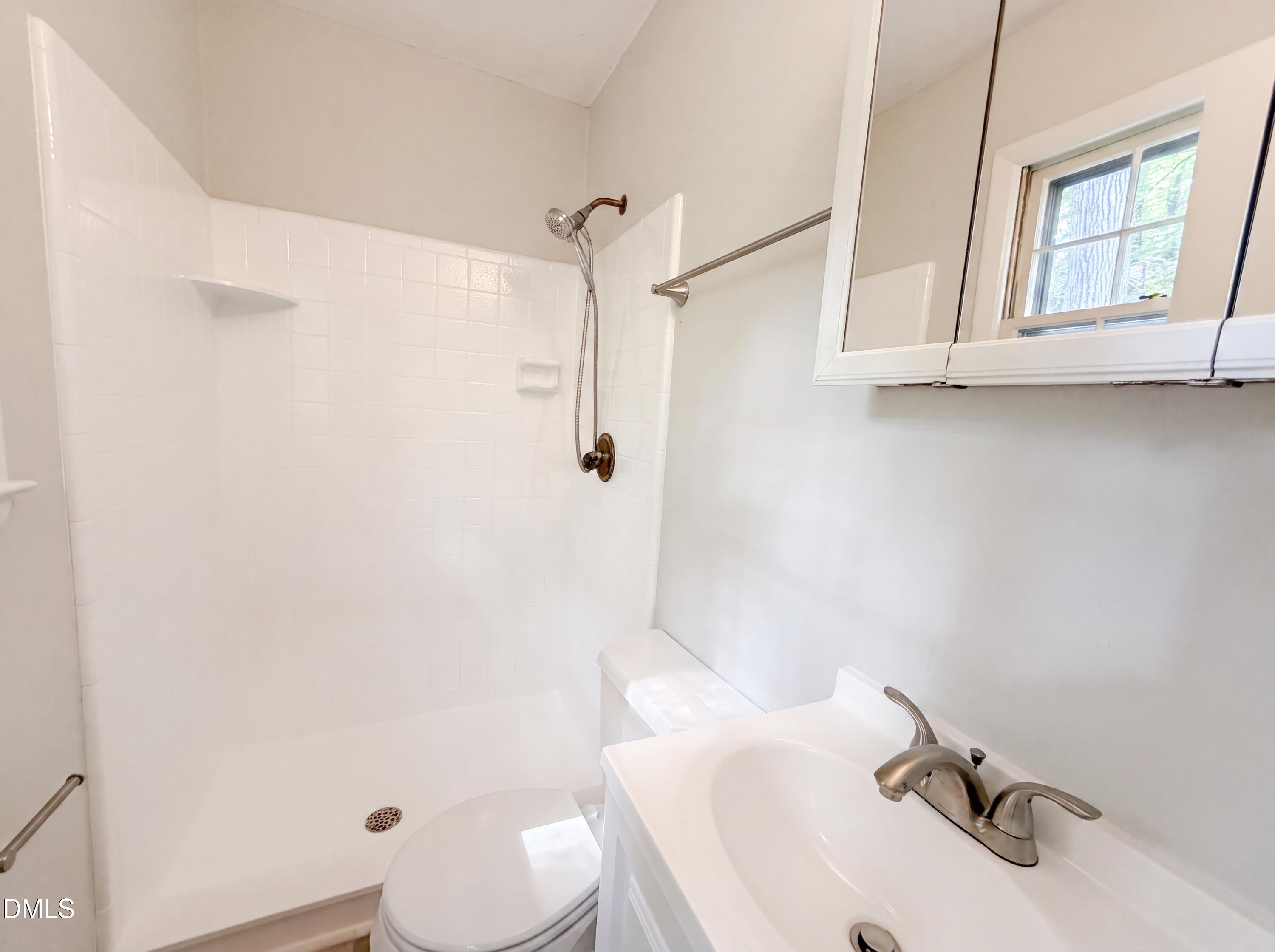 917 Hillview Drive Property Photo 11