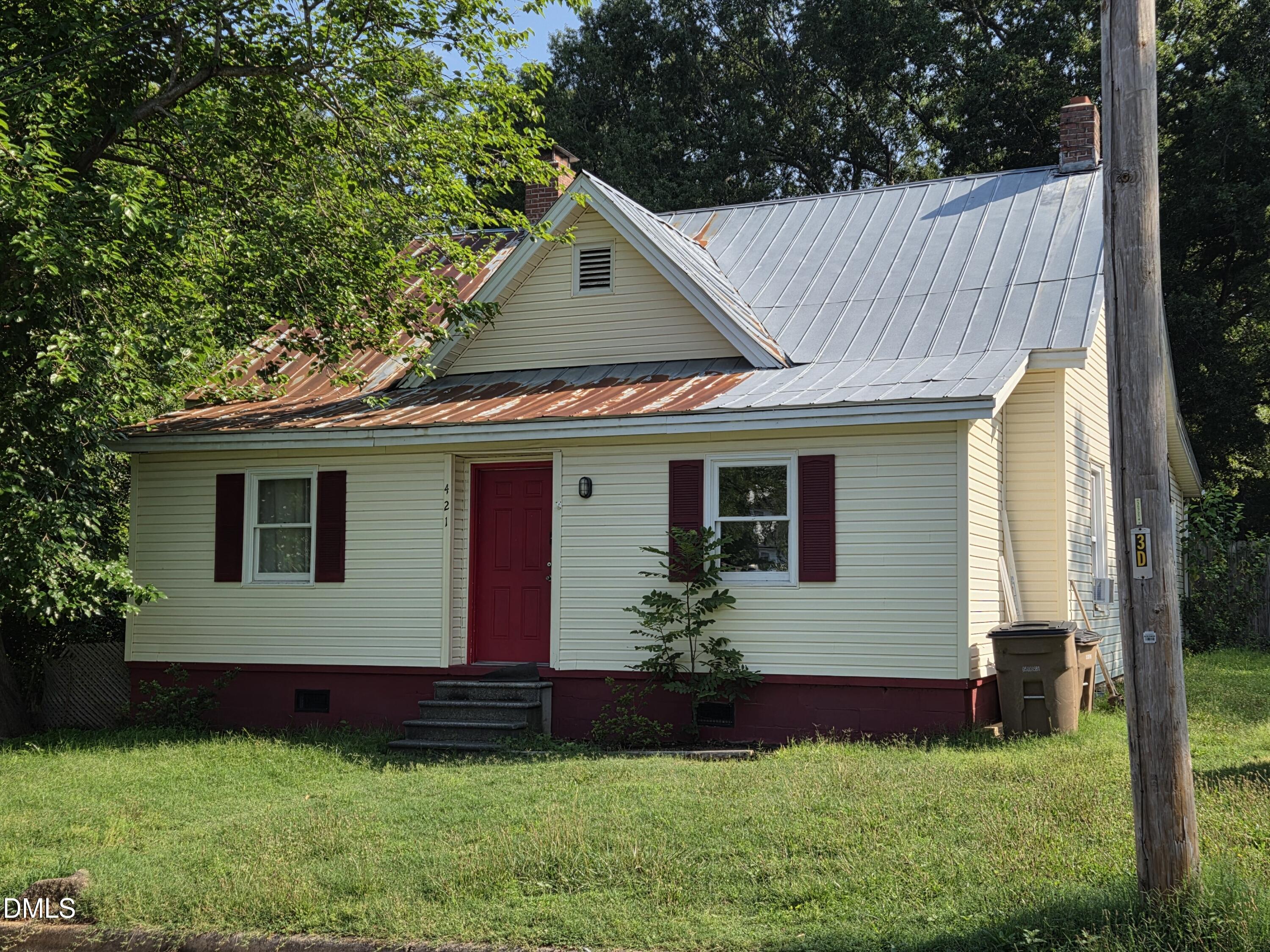 421 Pearce Avenue Property Photo 1