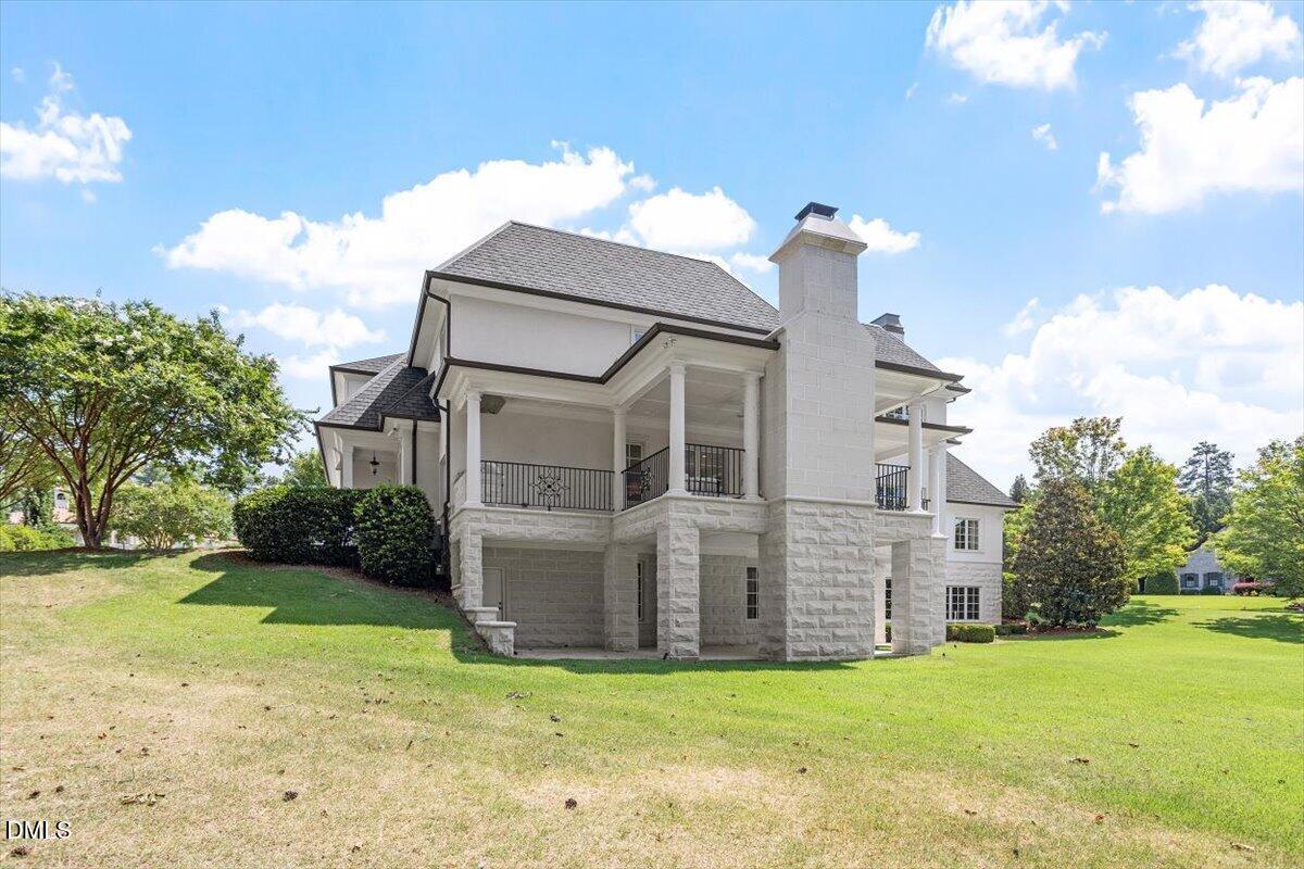 1015 Venetian Court Property Photo 6
