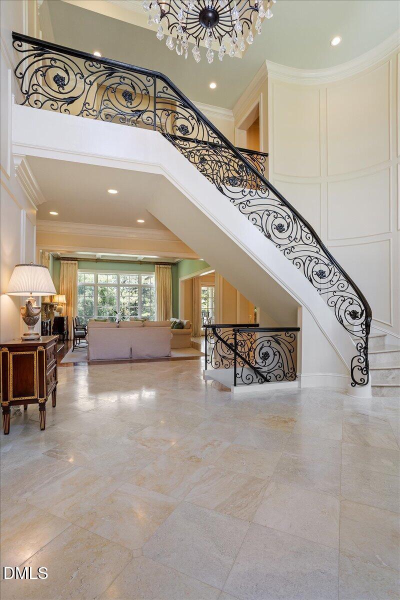 1015 Venetian Court Property Photo 11