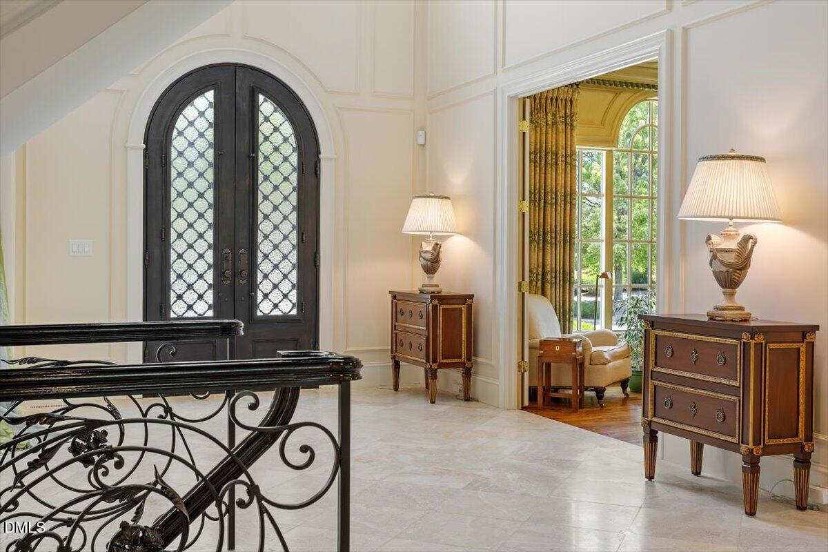 1015 Venetian Court Property Photo 13