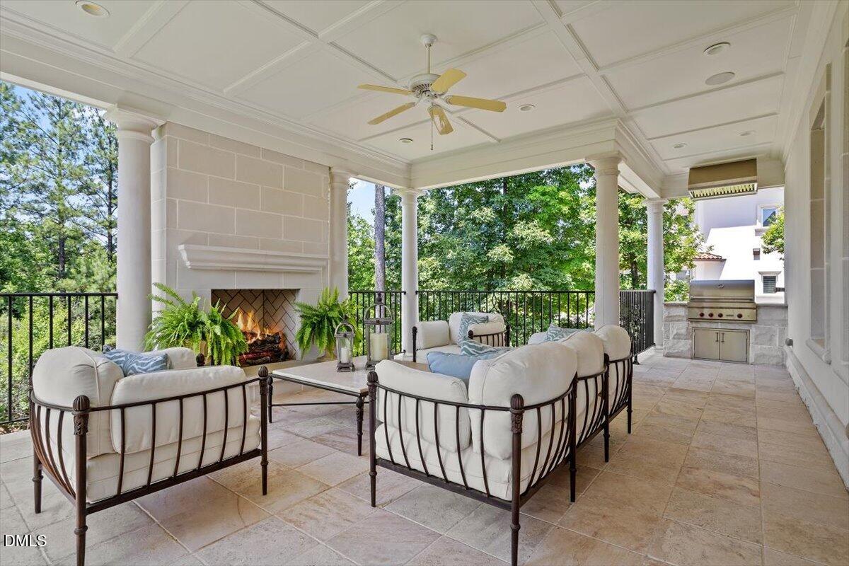 1015 Venetian Court Property Photo 45