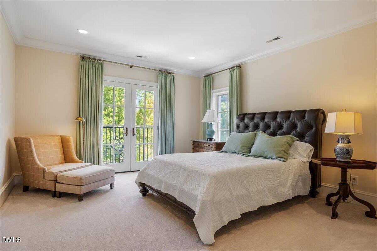 1015 Venetian Court Property Photo 64