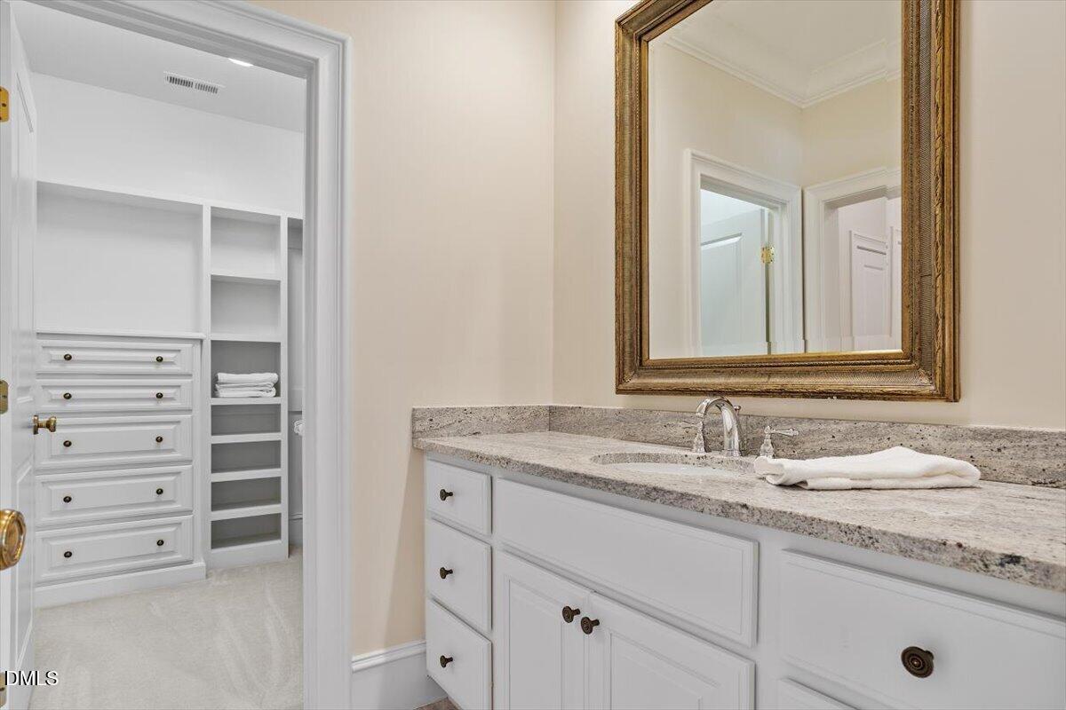 1015 Venetian Court Property Photo 65