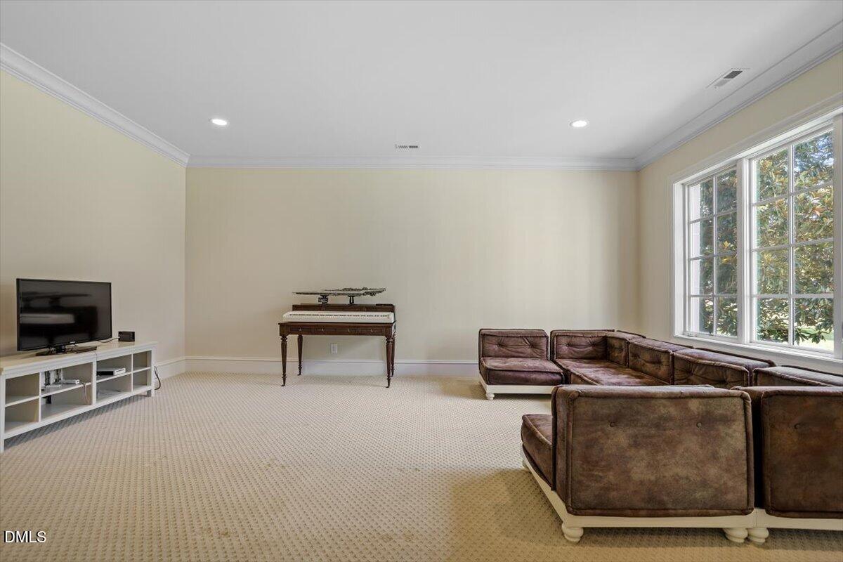 1015 Venetian Court Property Photo 77