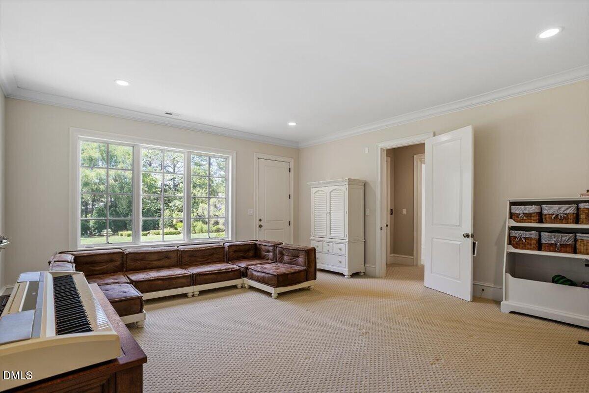 1015 Venetian Court Property Photo 78