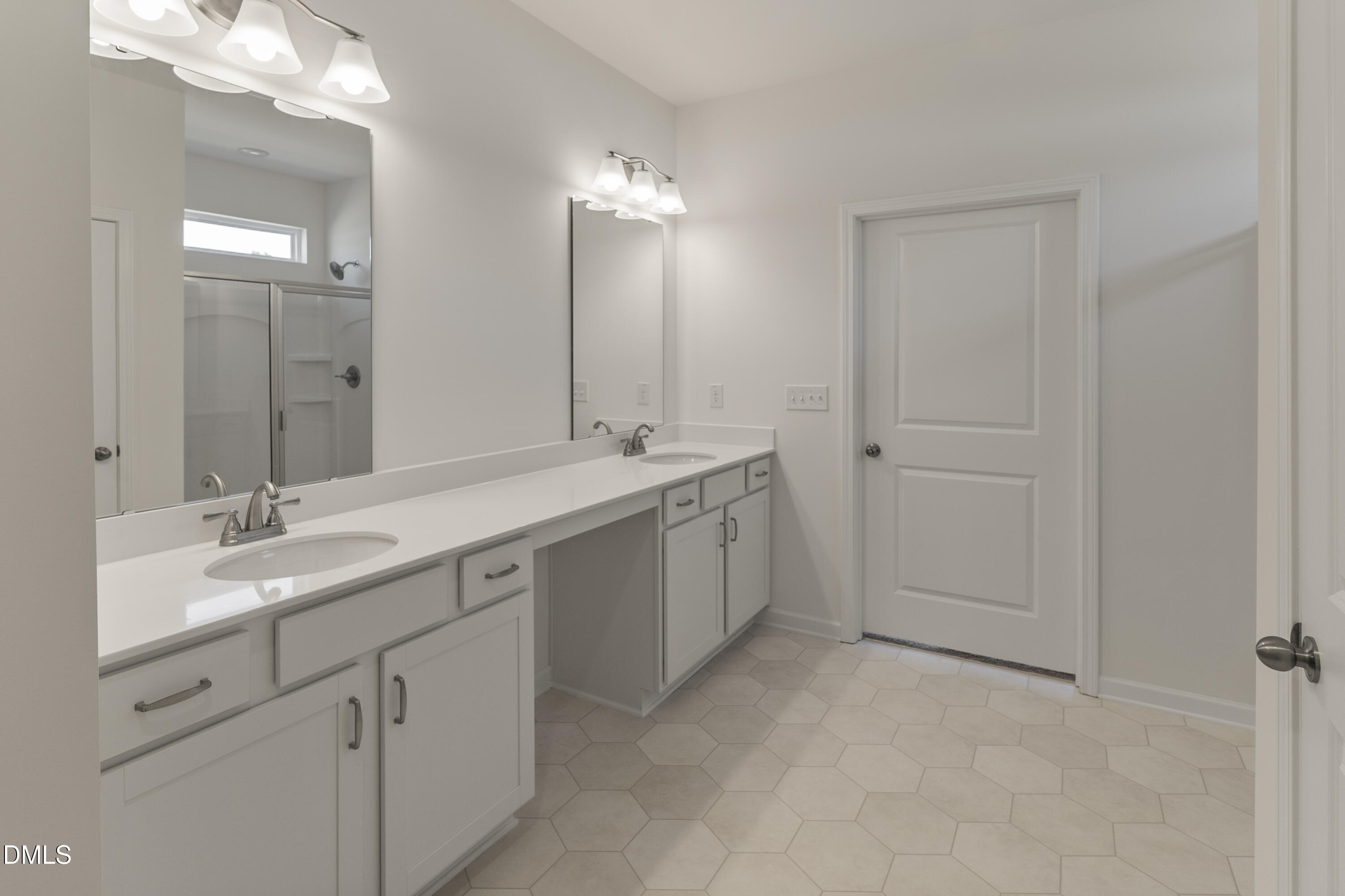 17 Valley Forge Lane Property Photo 12