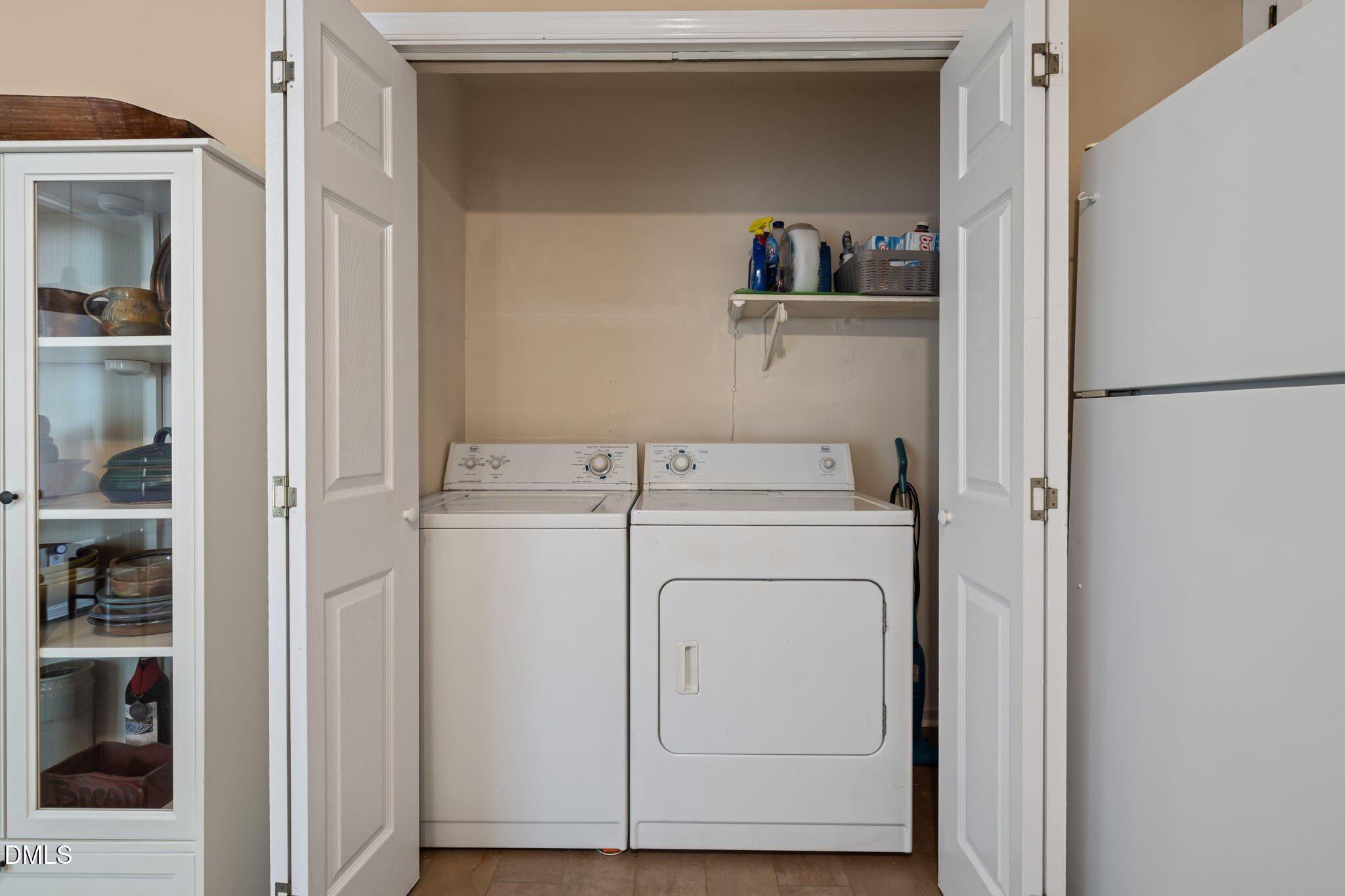 6575 English Oaks Drive Property Photo 11