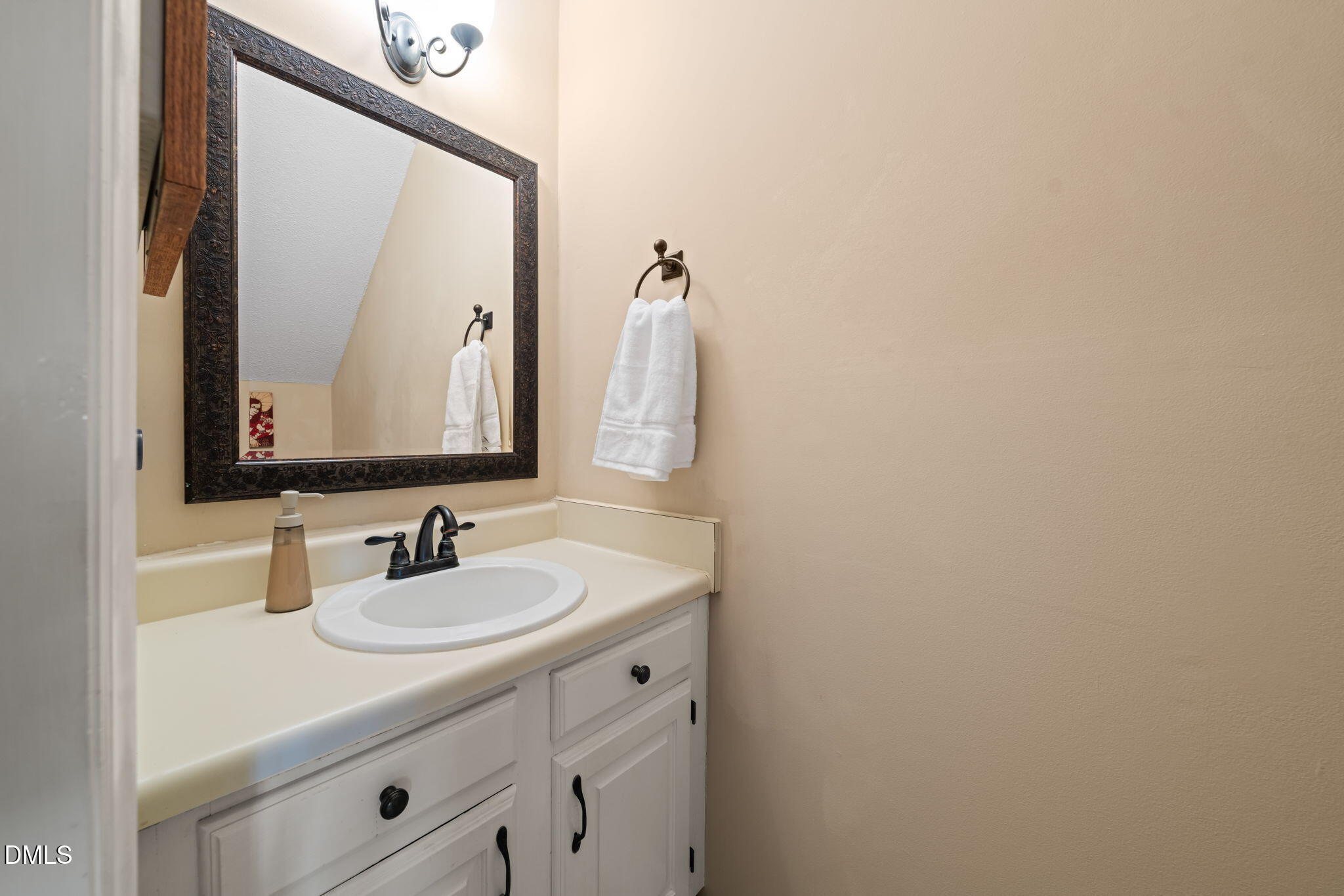 6575 English Oaks Drive Property Photo 24