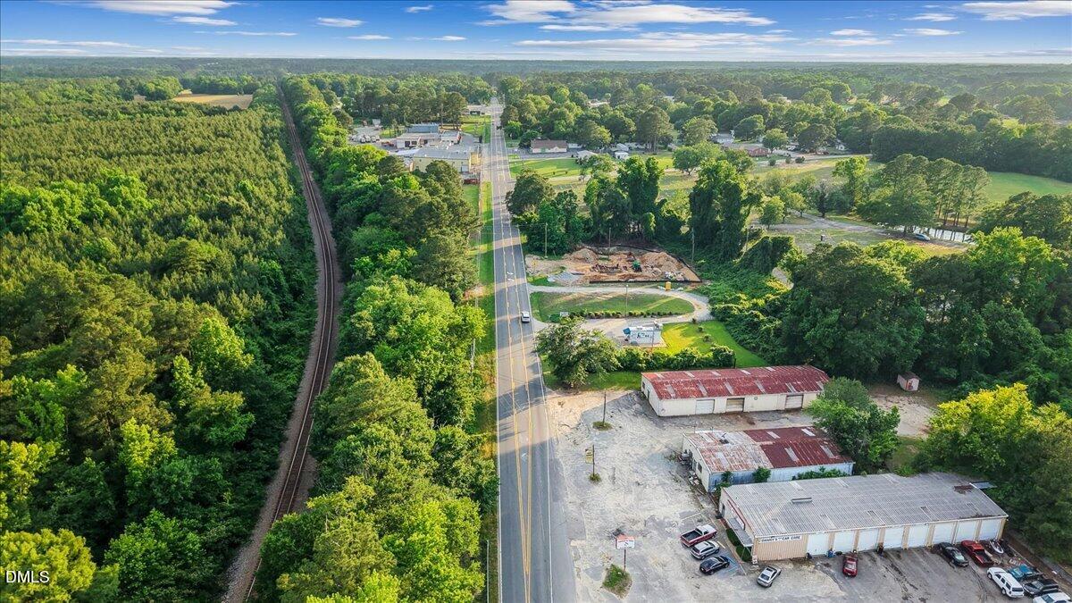 2850 S Brightleaf Boulevard Property Photo 2