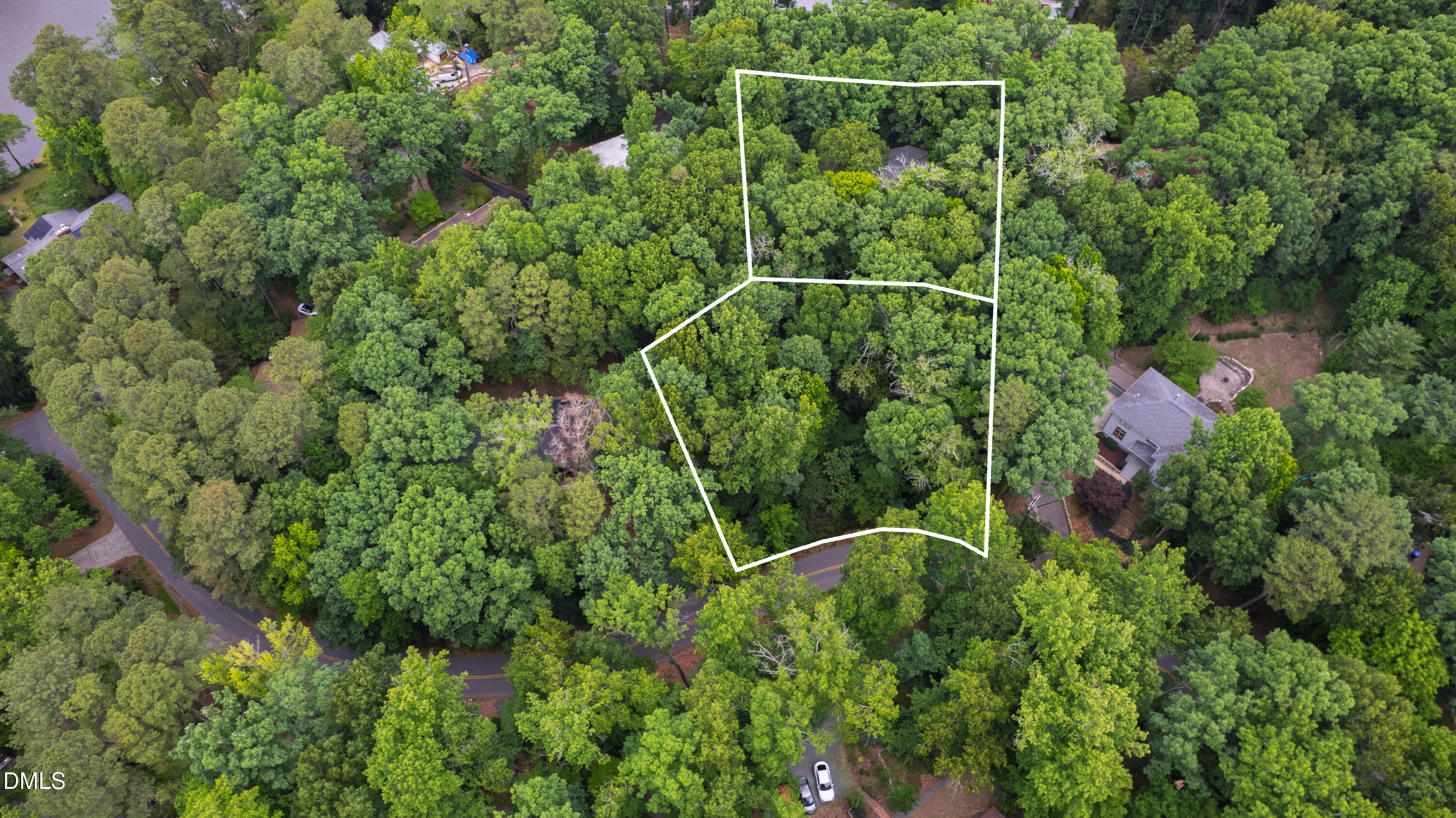 321 Woodhaven Road Property Photo 4