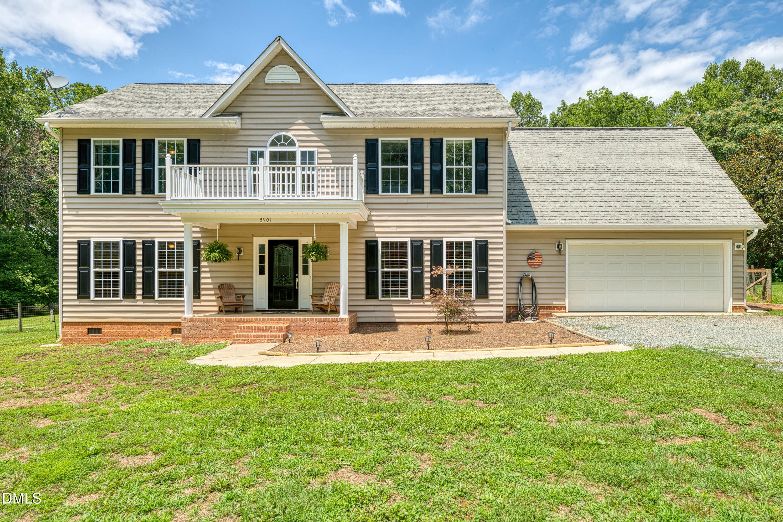 5901 Nicks Road Property Photo 4