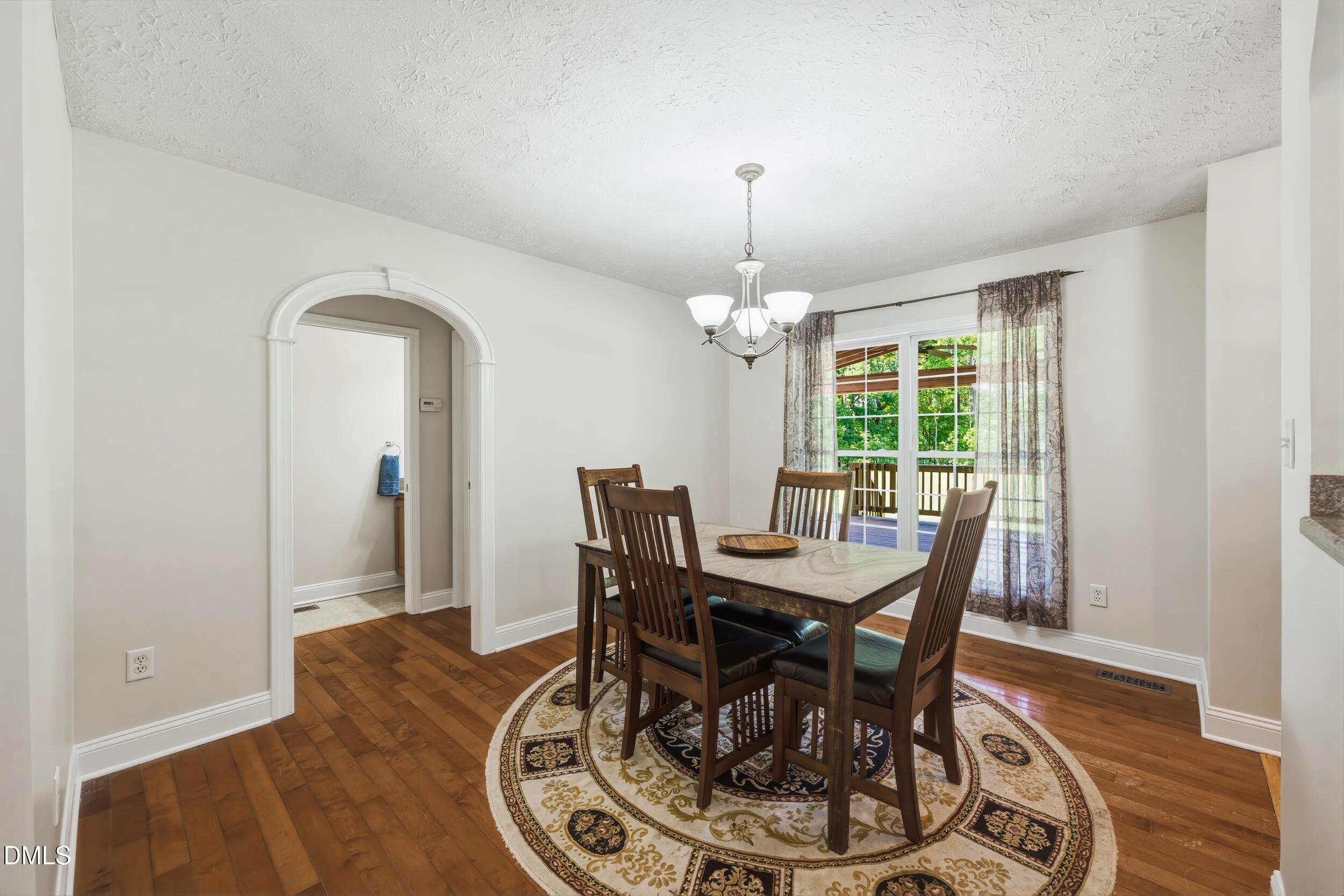 5901 Nicks Road Property Photo 15