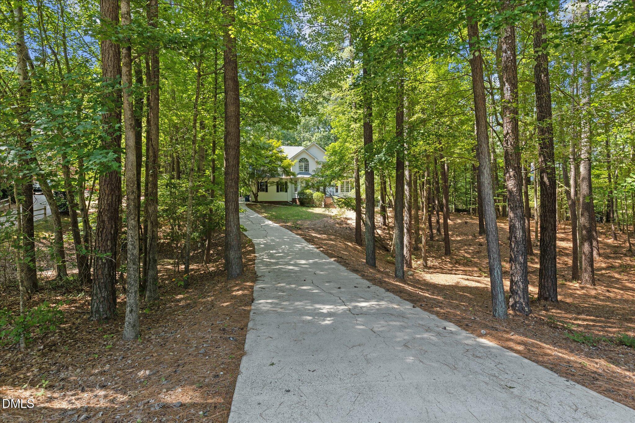 2509 Barton Ridge Court Property Photo 4