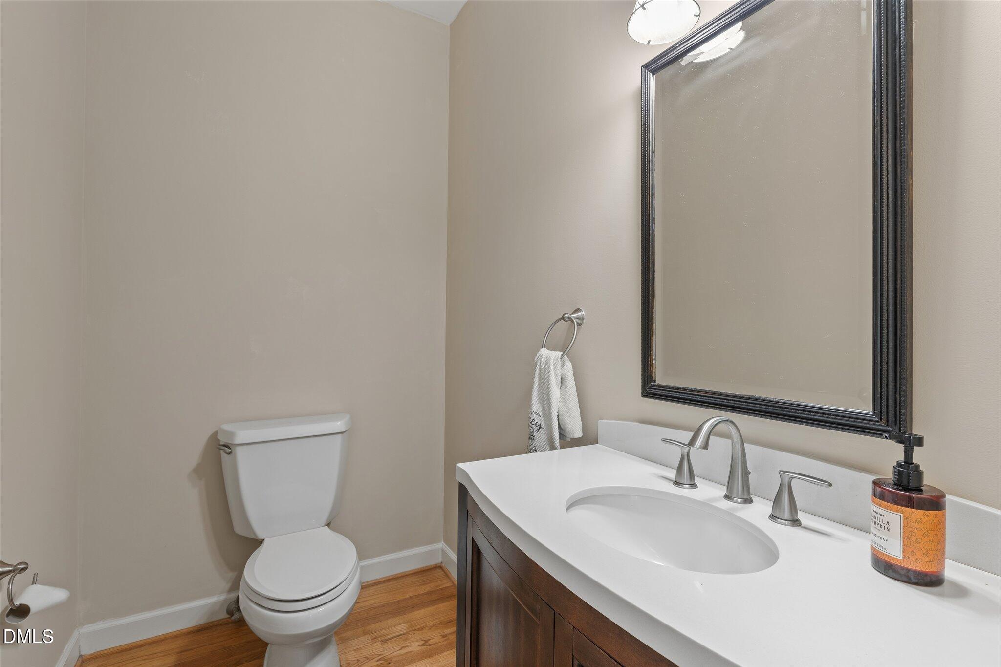 2509 Barton Ridge Court Property Photo 12