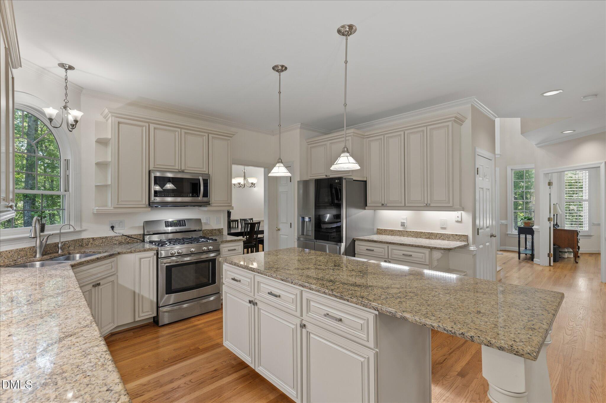 2509 Barton Ridge Court Property Photo 28