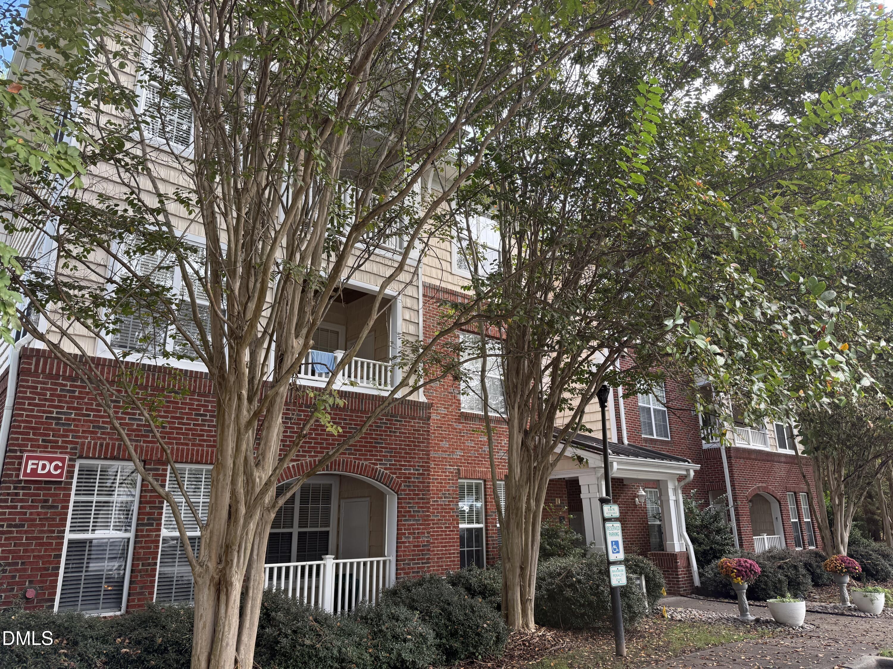 1114 Arborgate Circle Property Photo 1