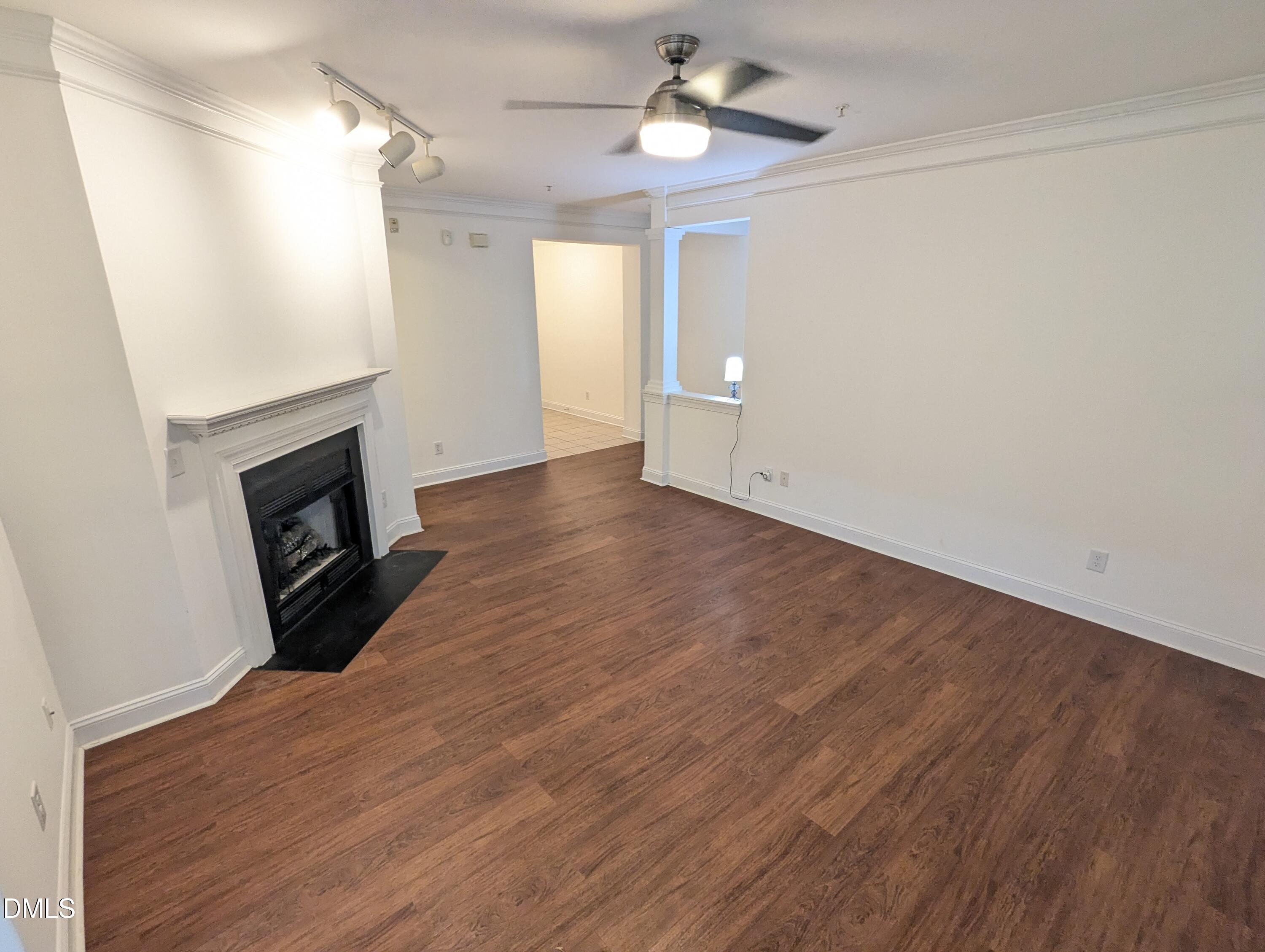 1114 Arborgate Circle Property Photo 4
