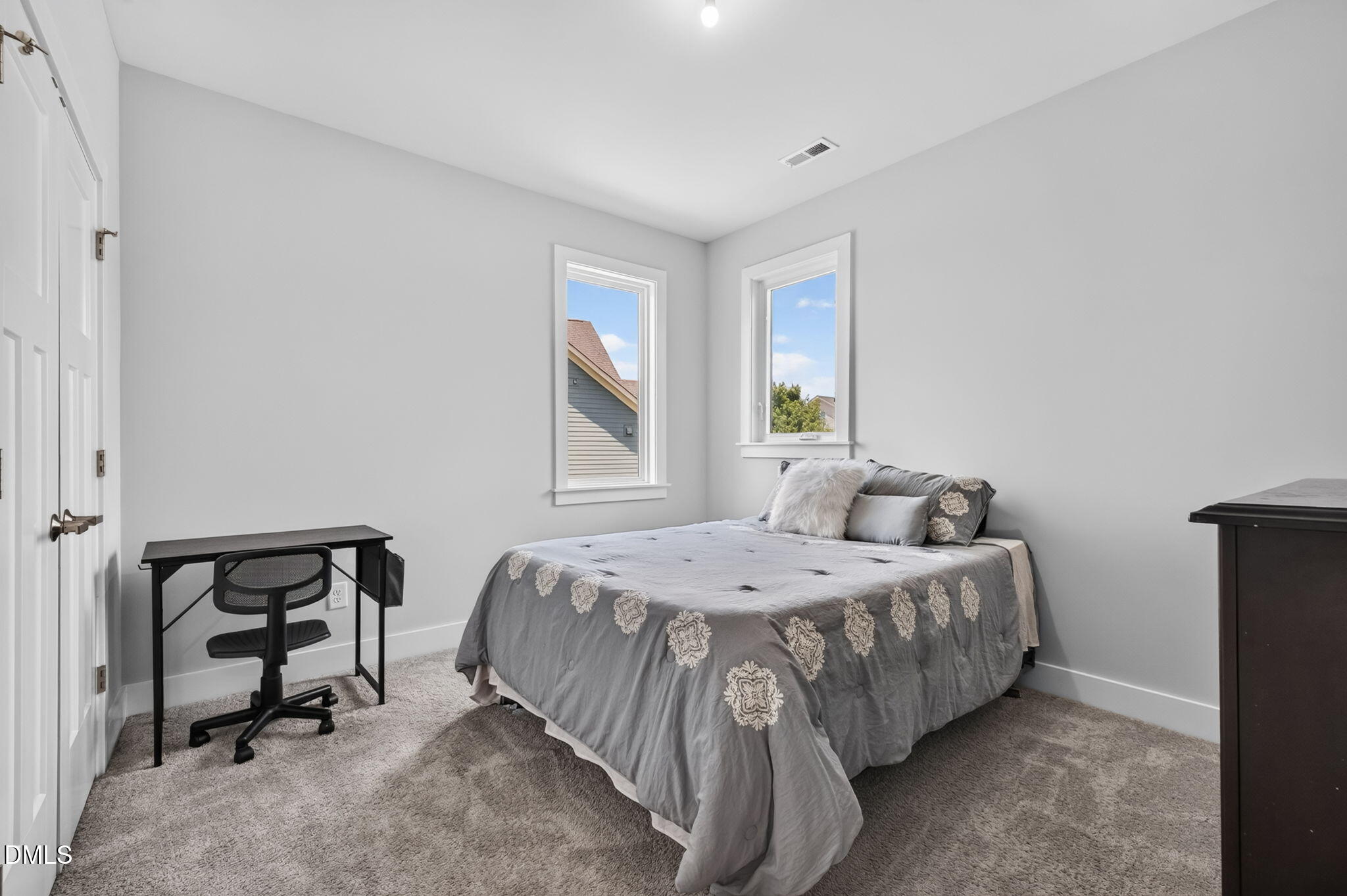 58 Arrezzo Drive Property Photo 42