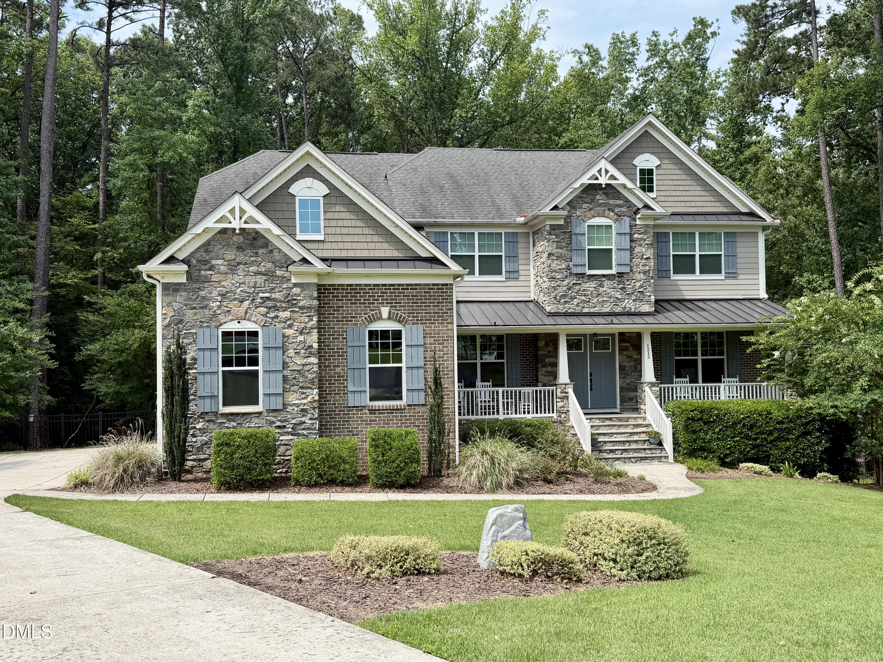 1213 Fall Line Court Property Photo 3