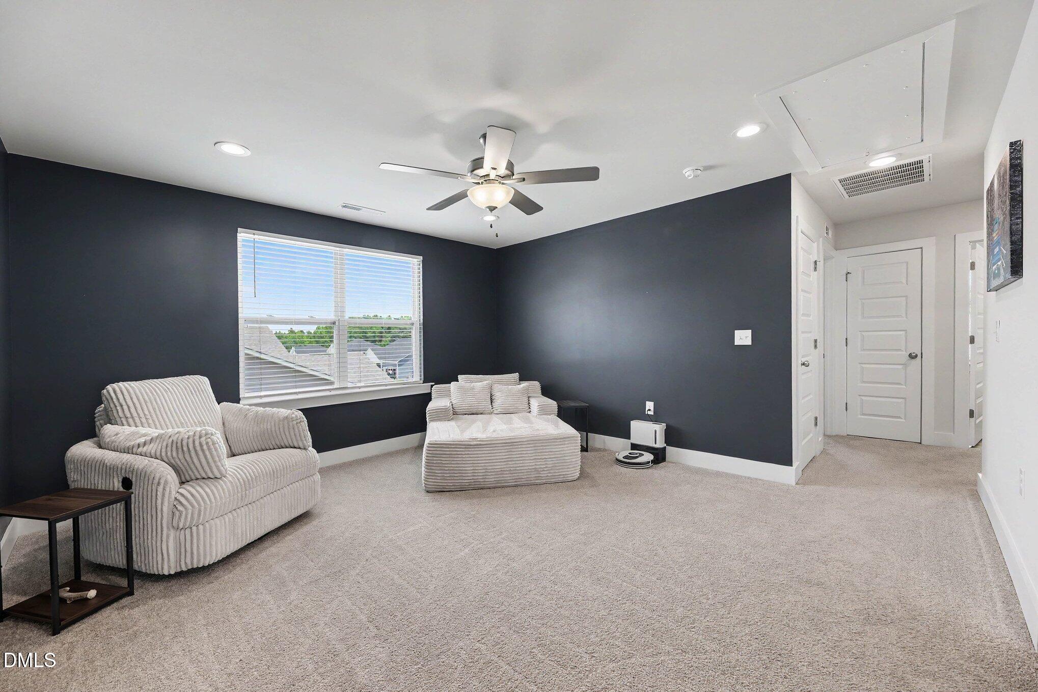 351 Fast Pitch Lane Property Photo 13