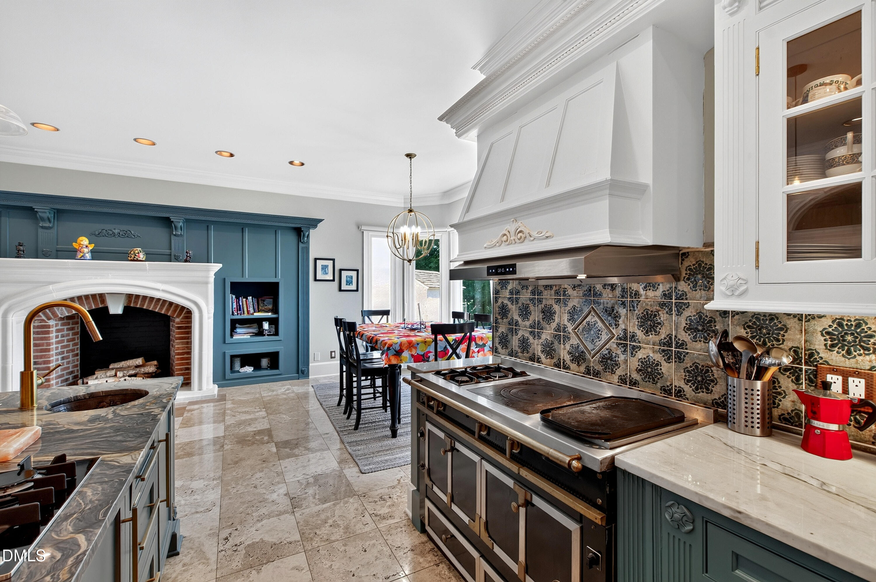 200 Edinburgh Drive A Property Photo 38