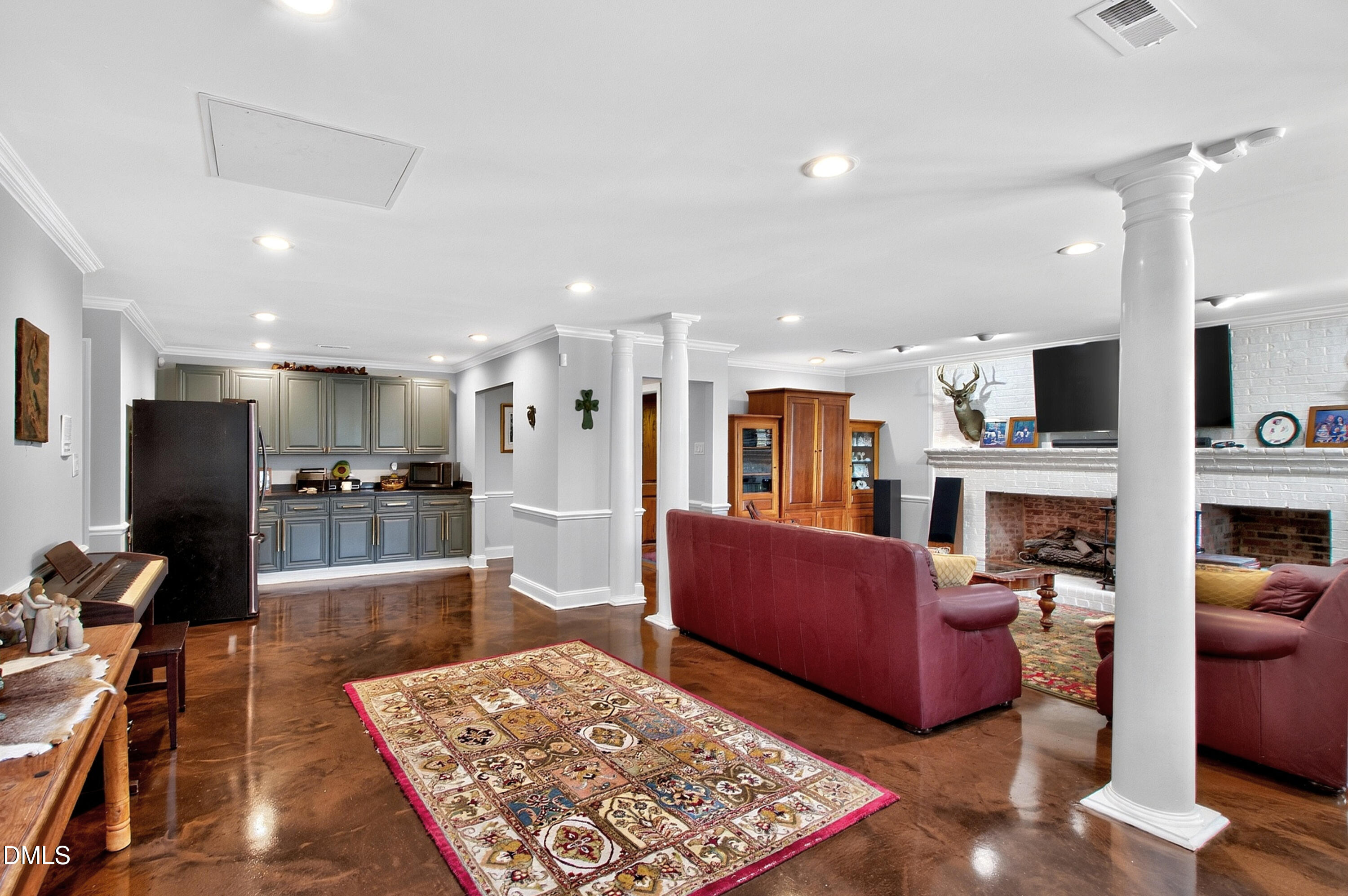 200 Edinburgh Drive A Property Photo 70
