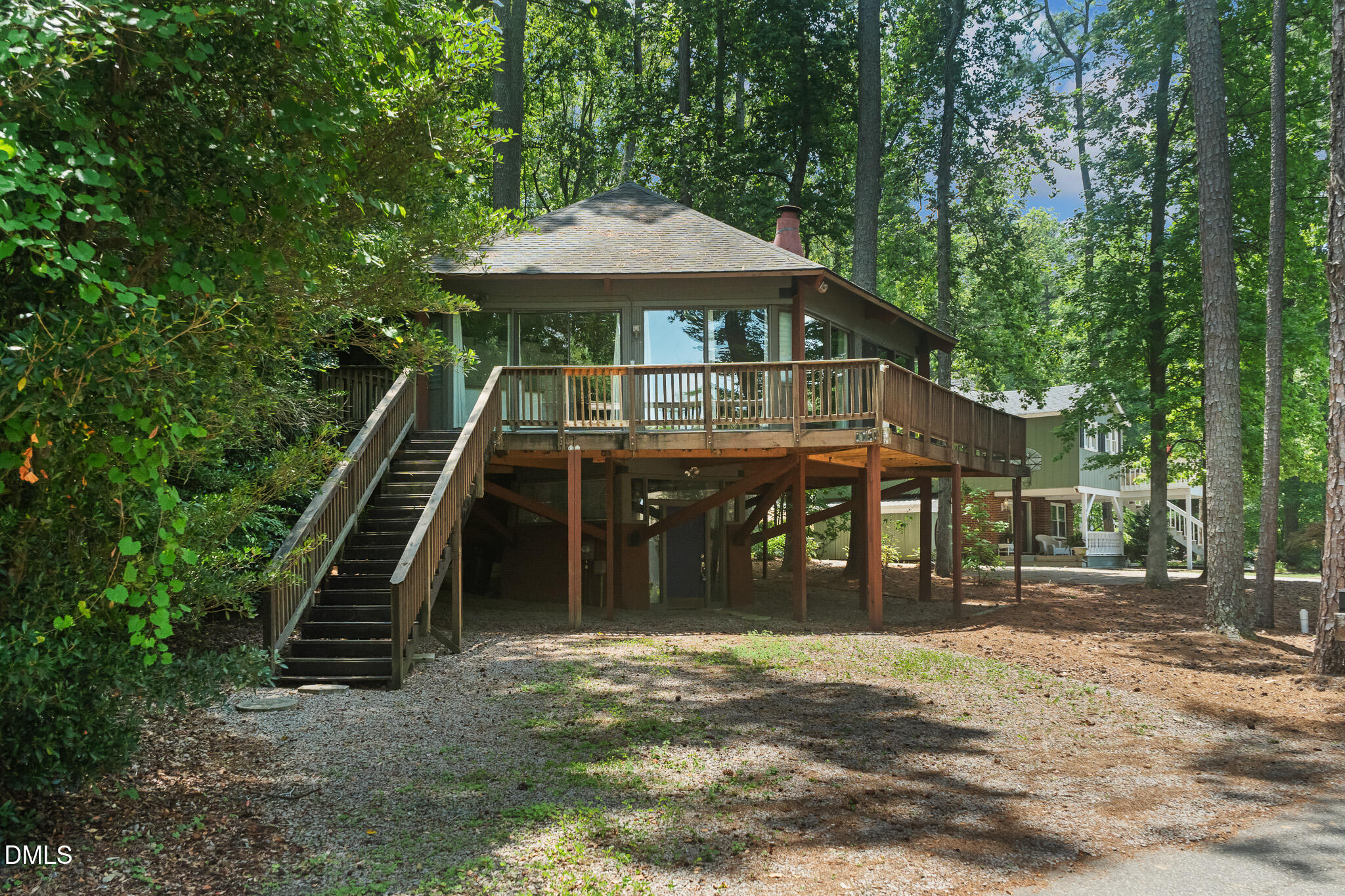 829 Eagles Nest Drive Property Photo 1