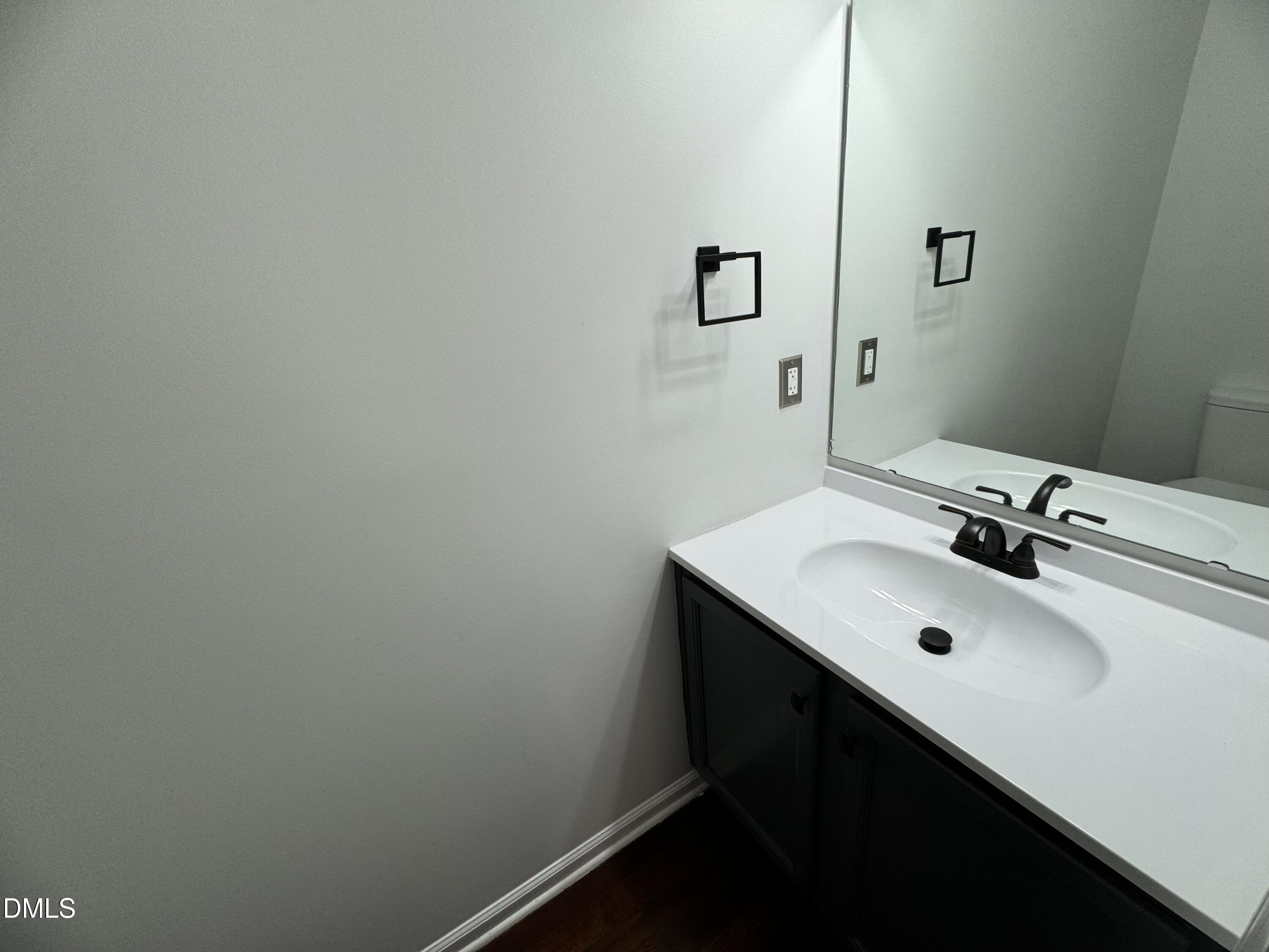 4804 Tanglewood Oaks Street Property Photo 7