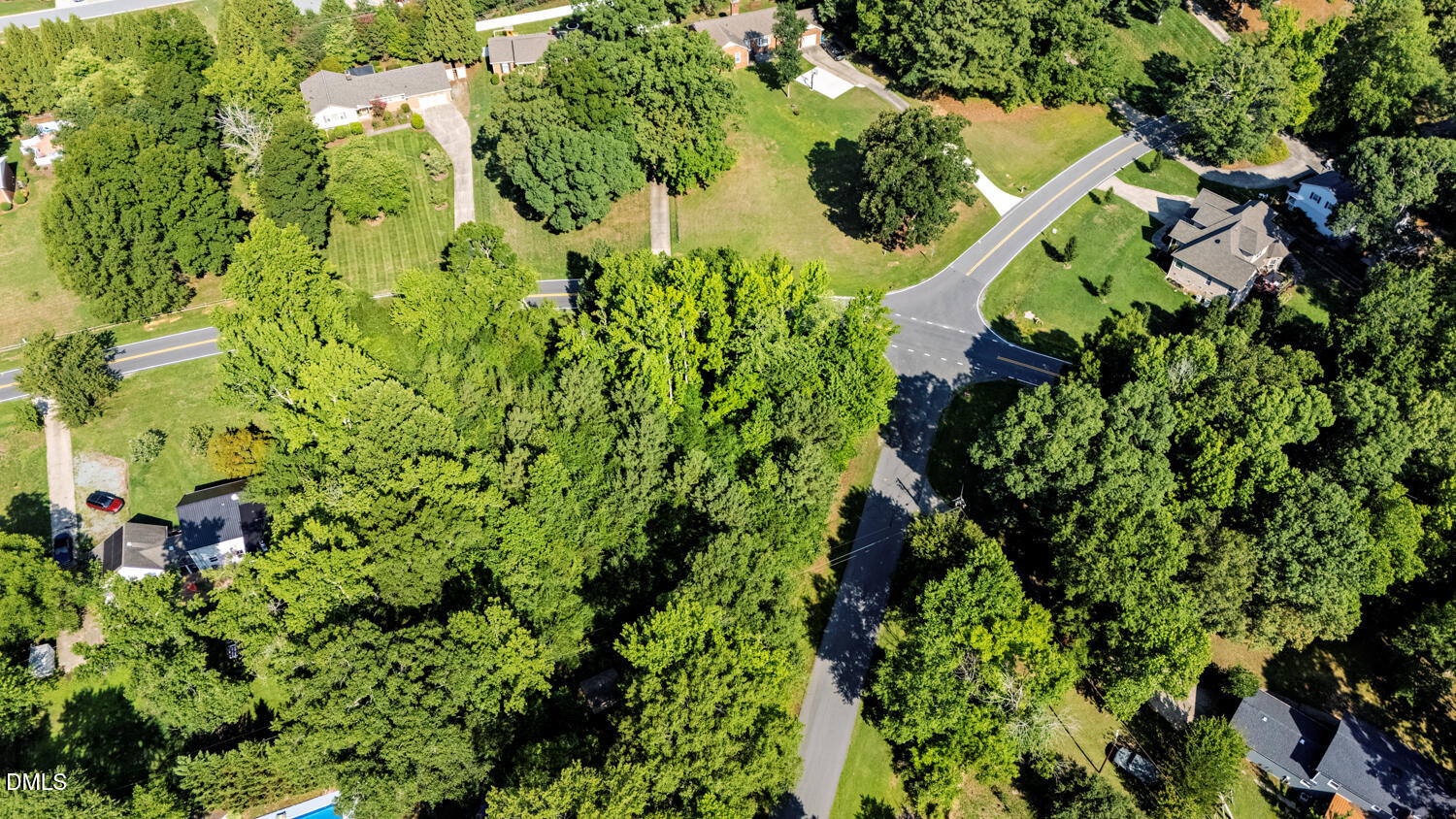 5303 Forest Oaks Drive Property Photo 10