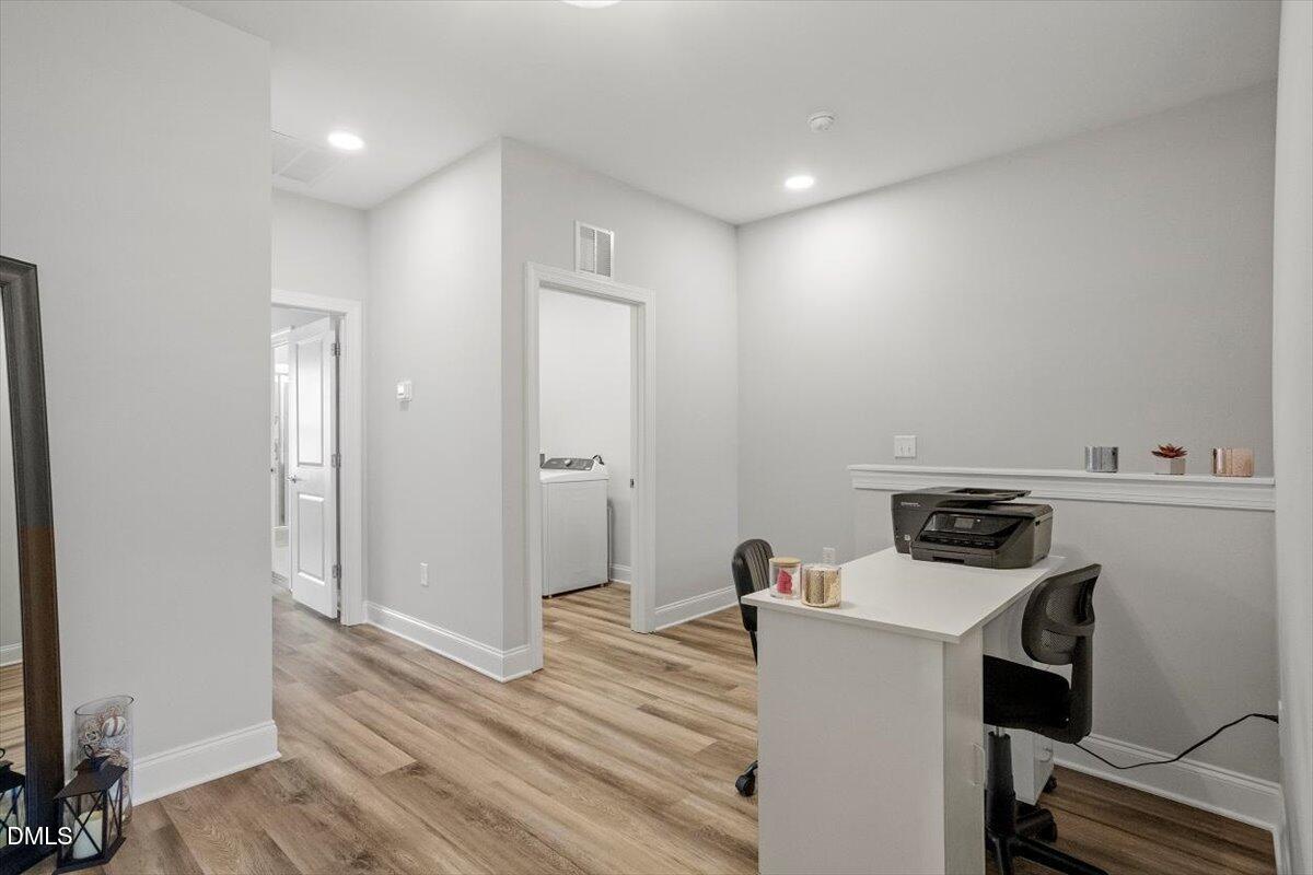 603 Marshskip Way Property Photo 16