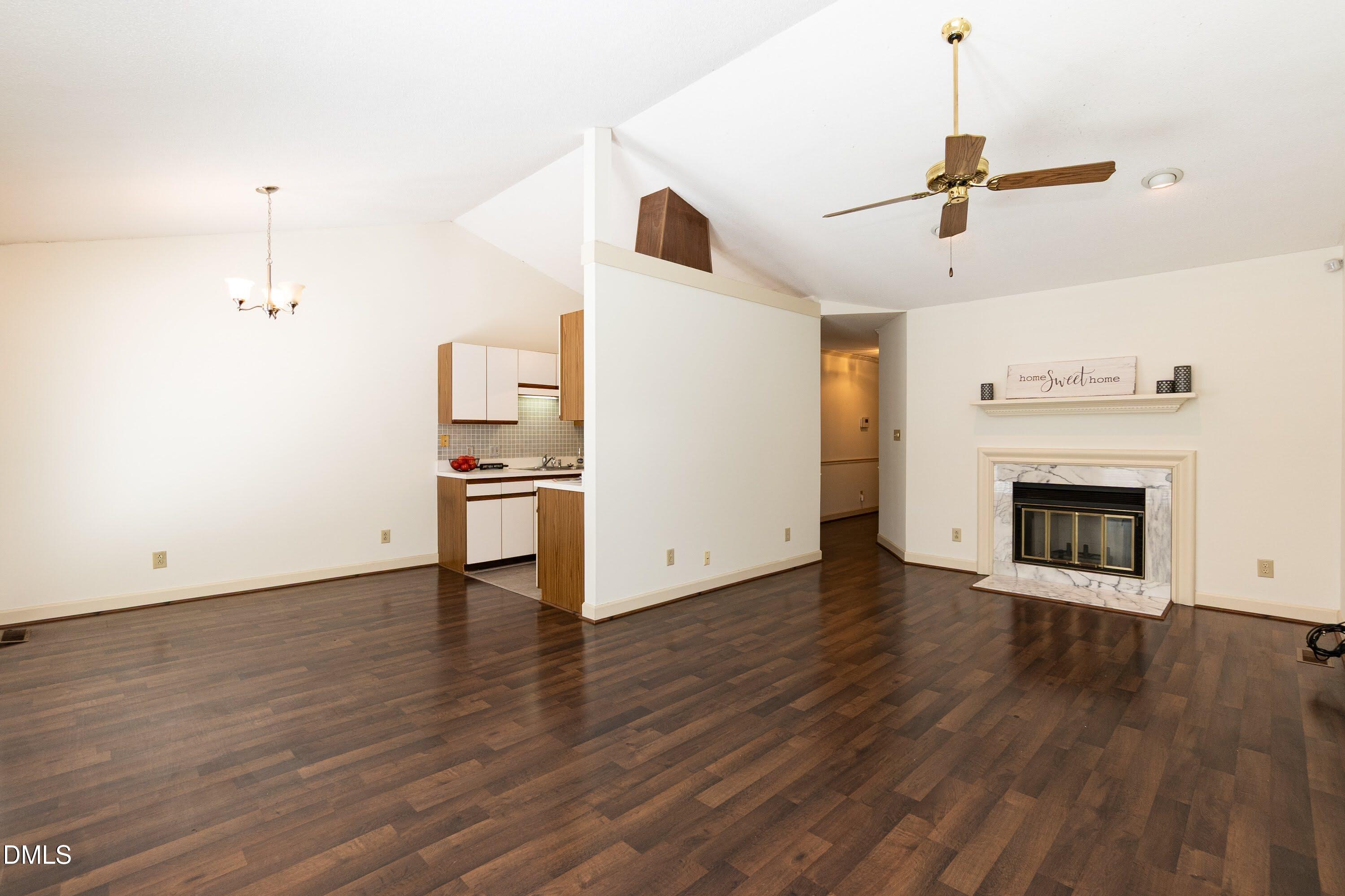 5604 Spring Pines Way Property Photo 4