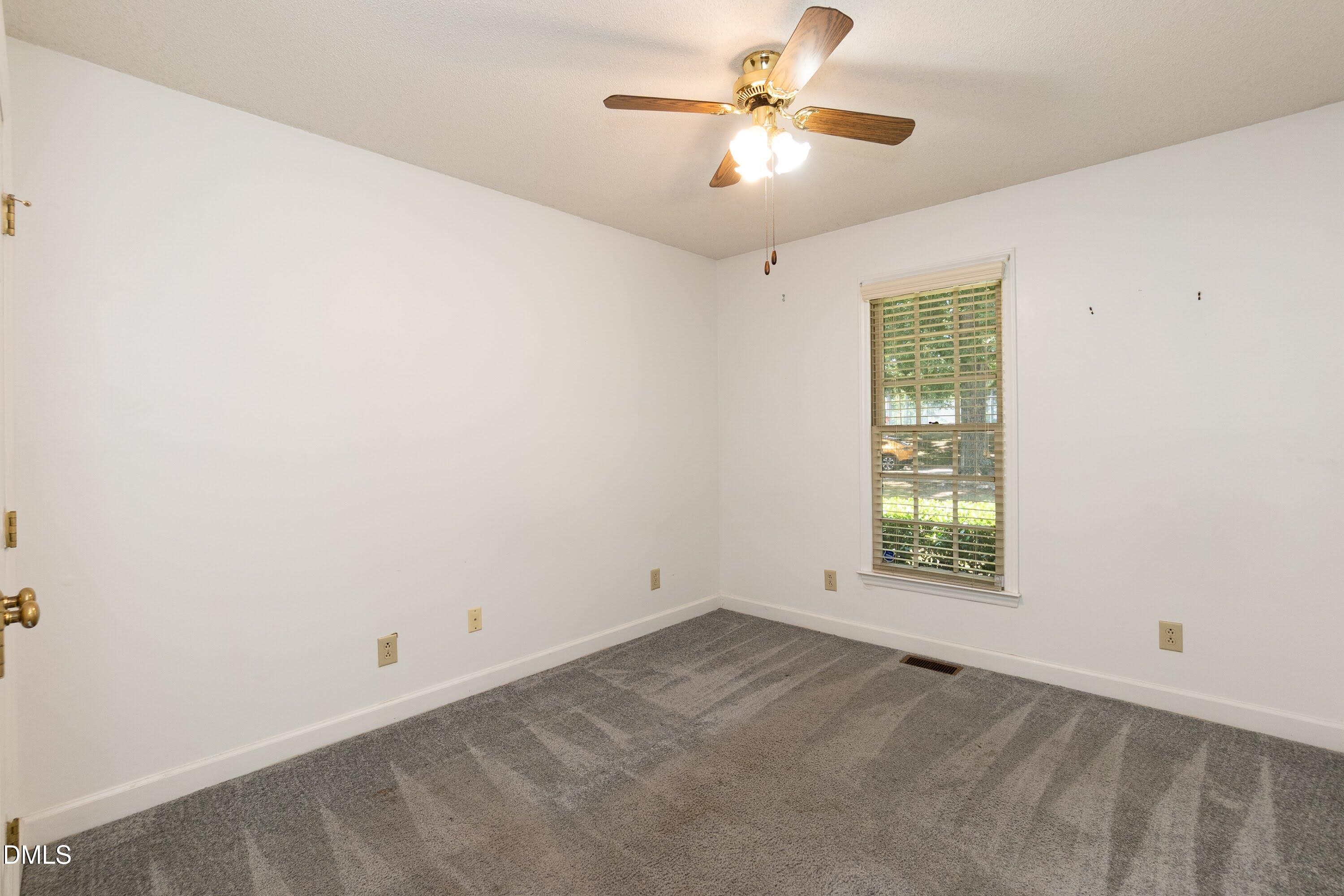 5604 Spring Pines Way Property Photo 15
