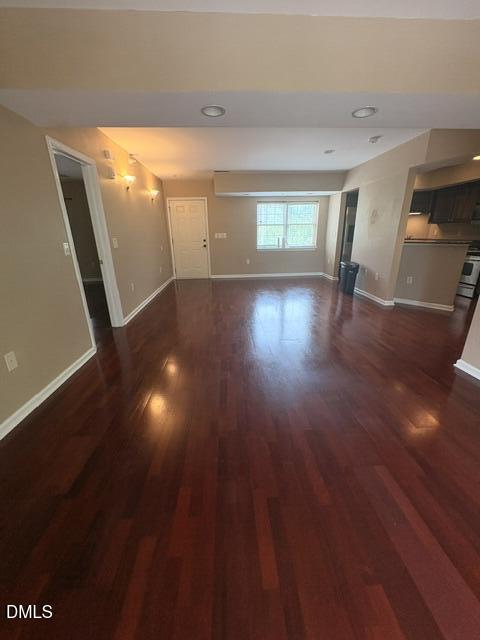 720 Bilyeu Street 301 Property Photo 7