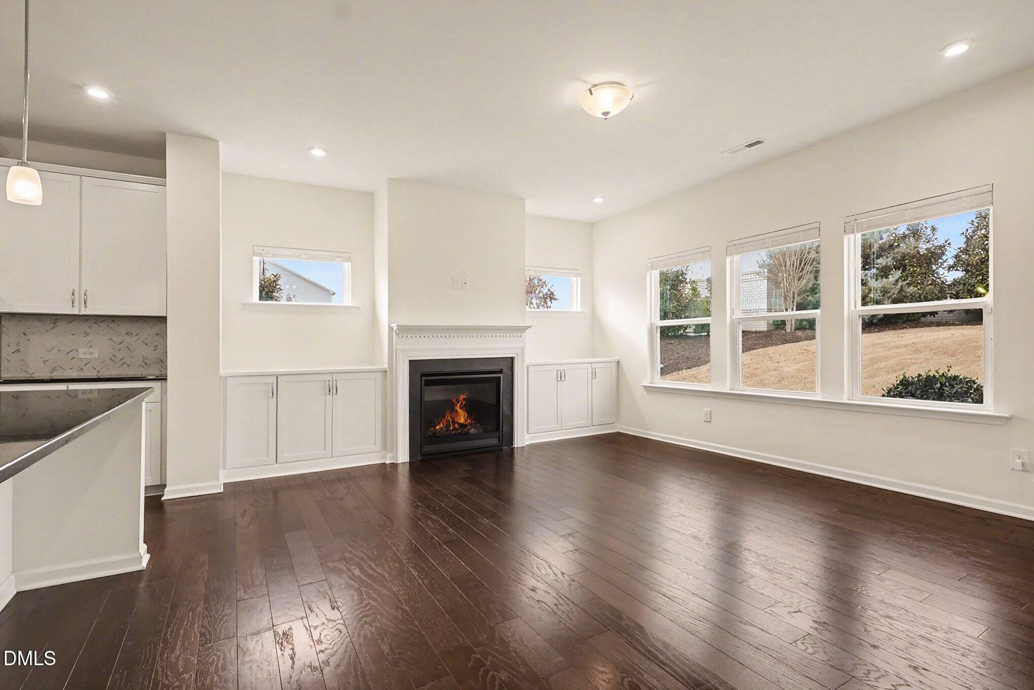 324 Sage Oak Lane Property Photo 6