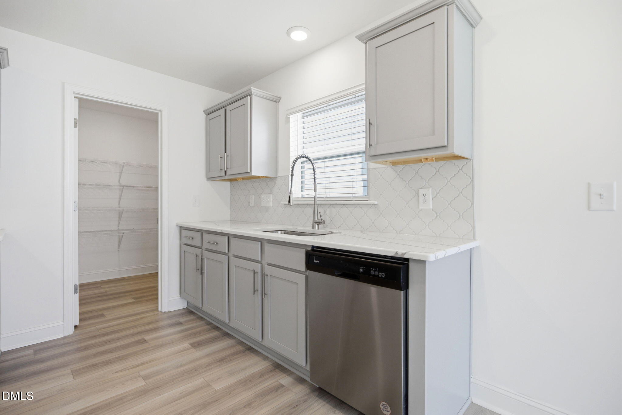 241 Steer Street Property Photo 6