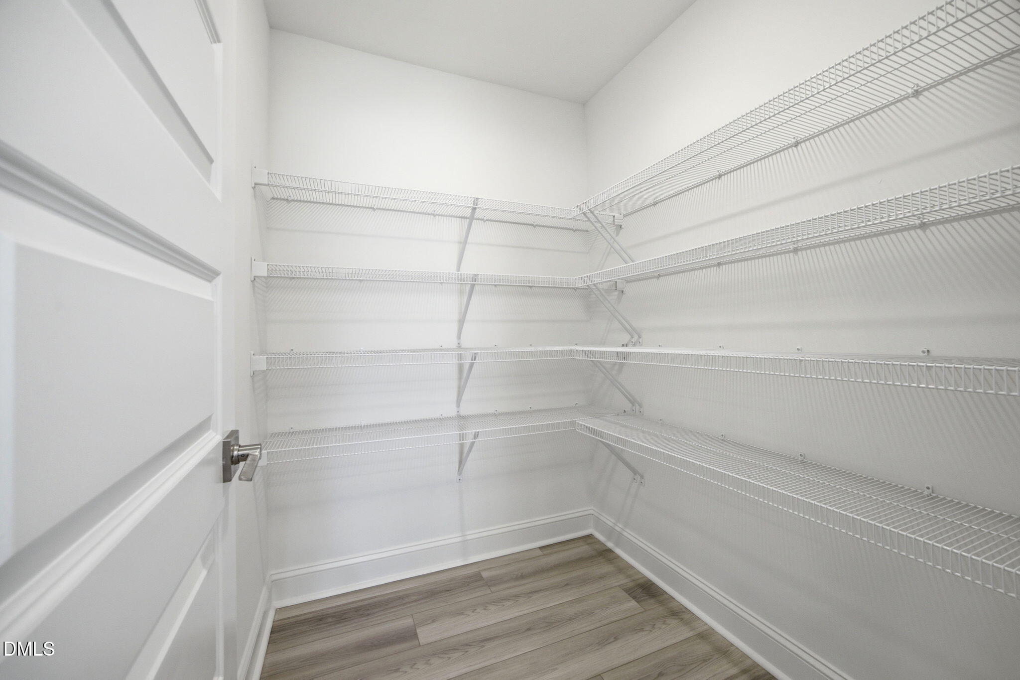 241 Steer Street Property Photo 7