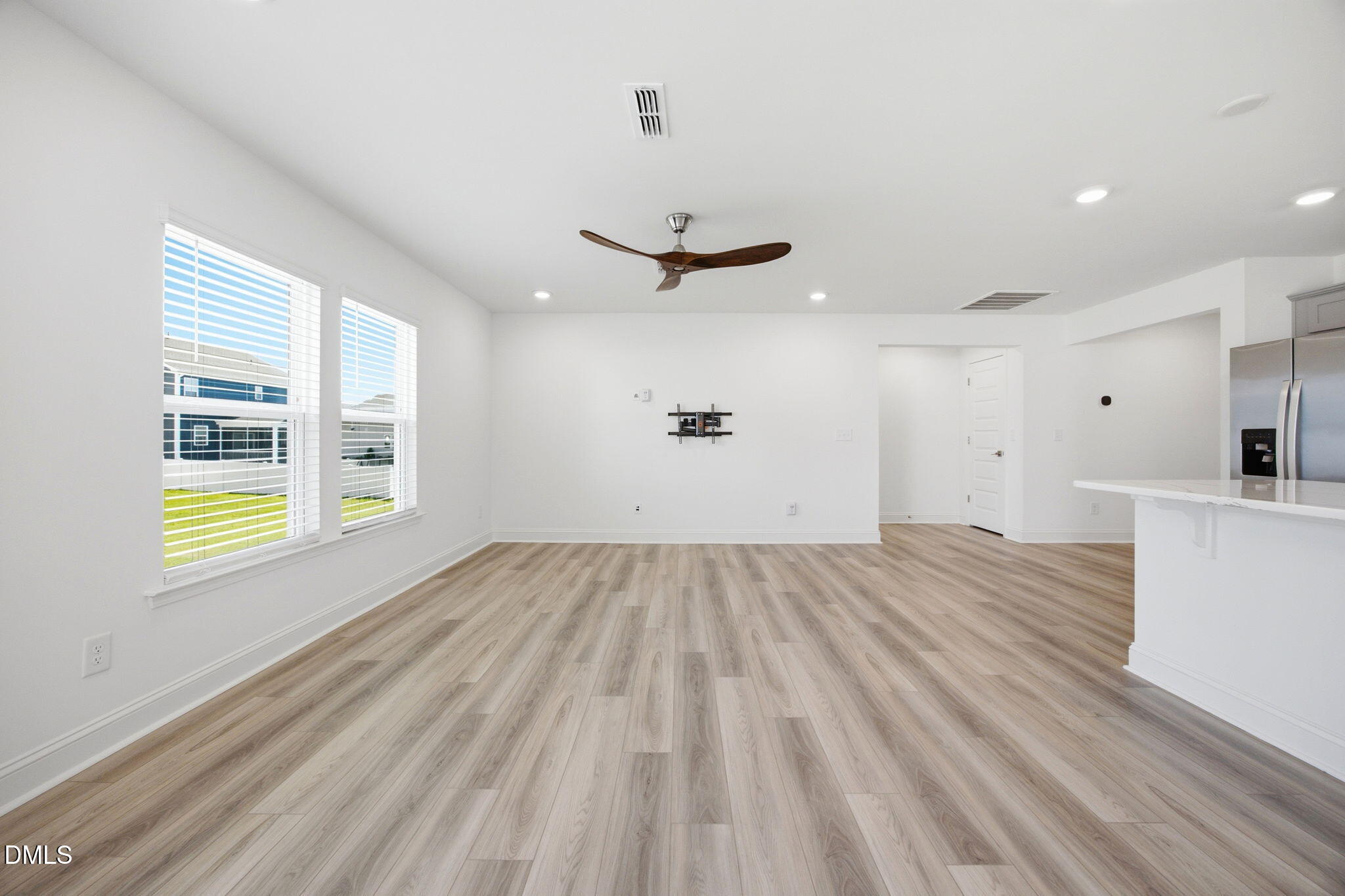 241 Steer Street Property Photo 13