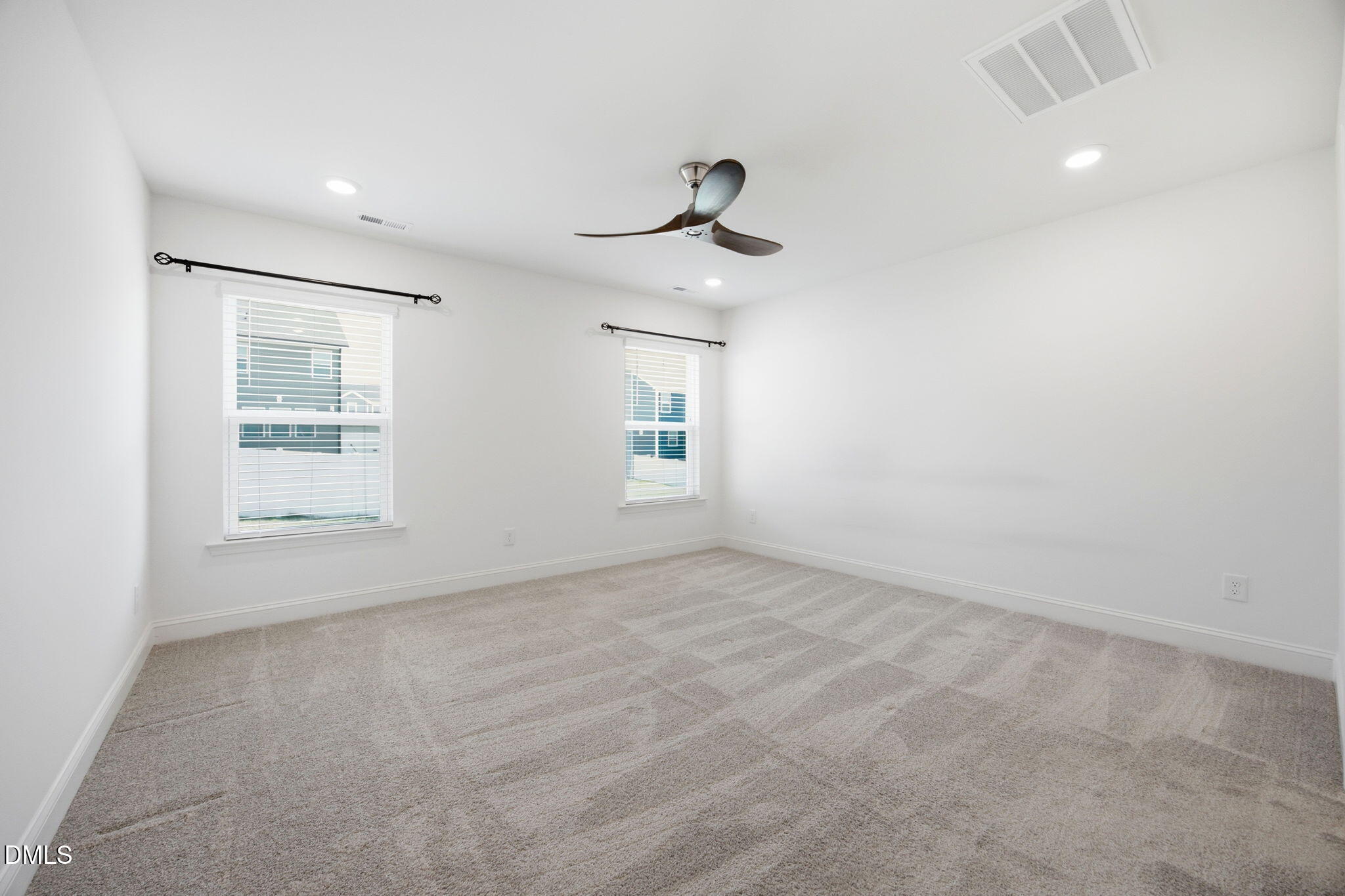 241 Steer Street Property Photo 15