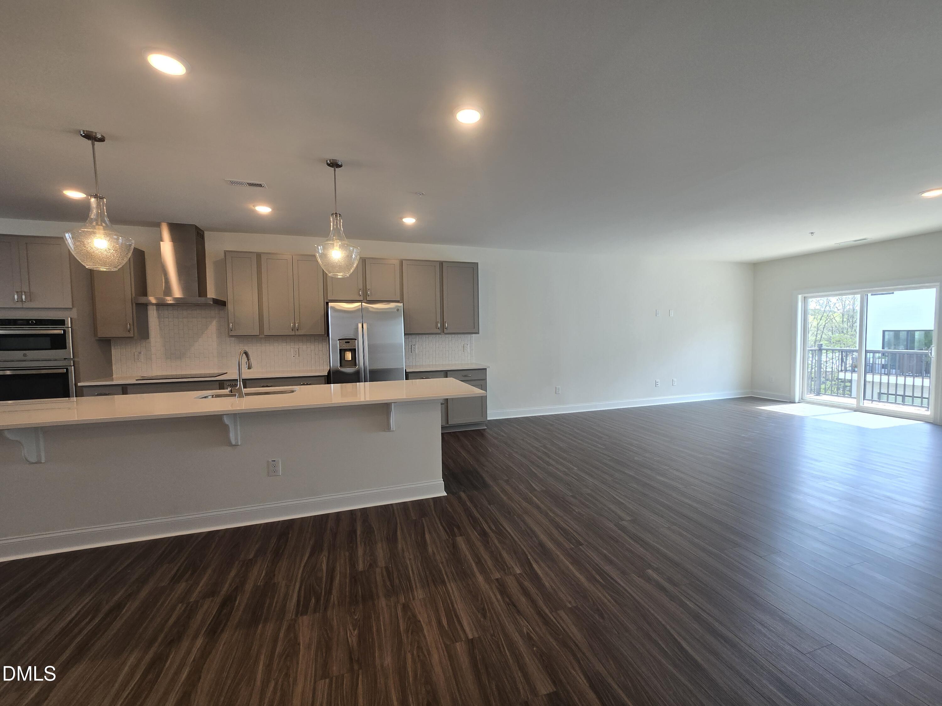 109 Ailey Brook Way 200 Property Photo 4