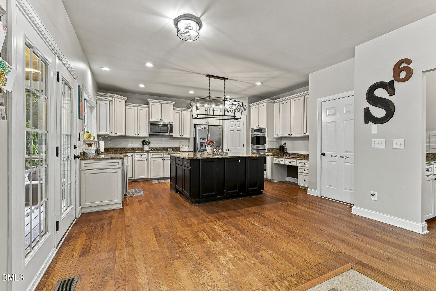 201 Quarryrock Road Property Photo 9