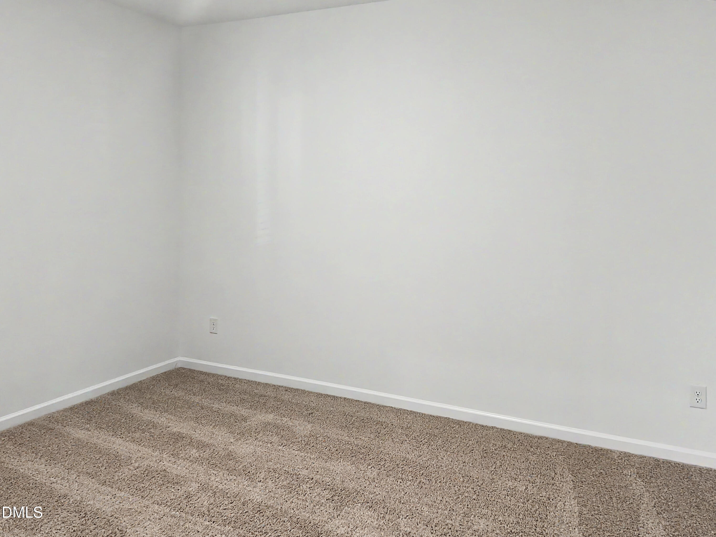1404 Jasmine View Way Property Photo 12