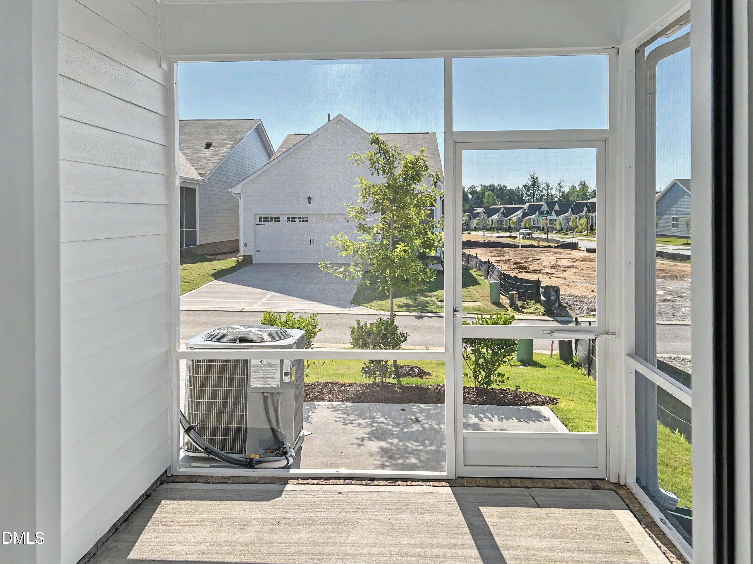 1404 Jasmine View Way Property Photo 22