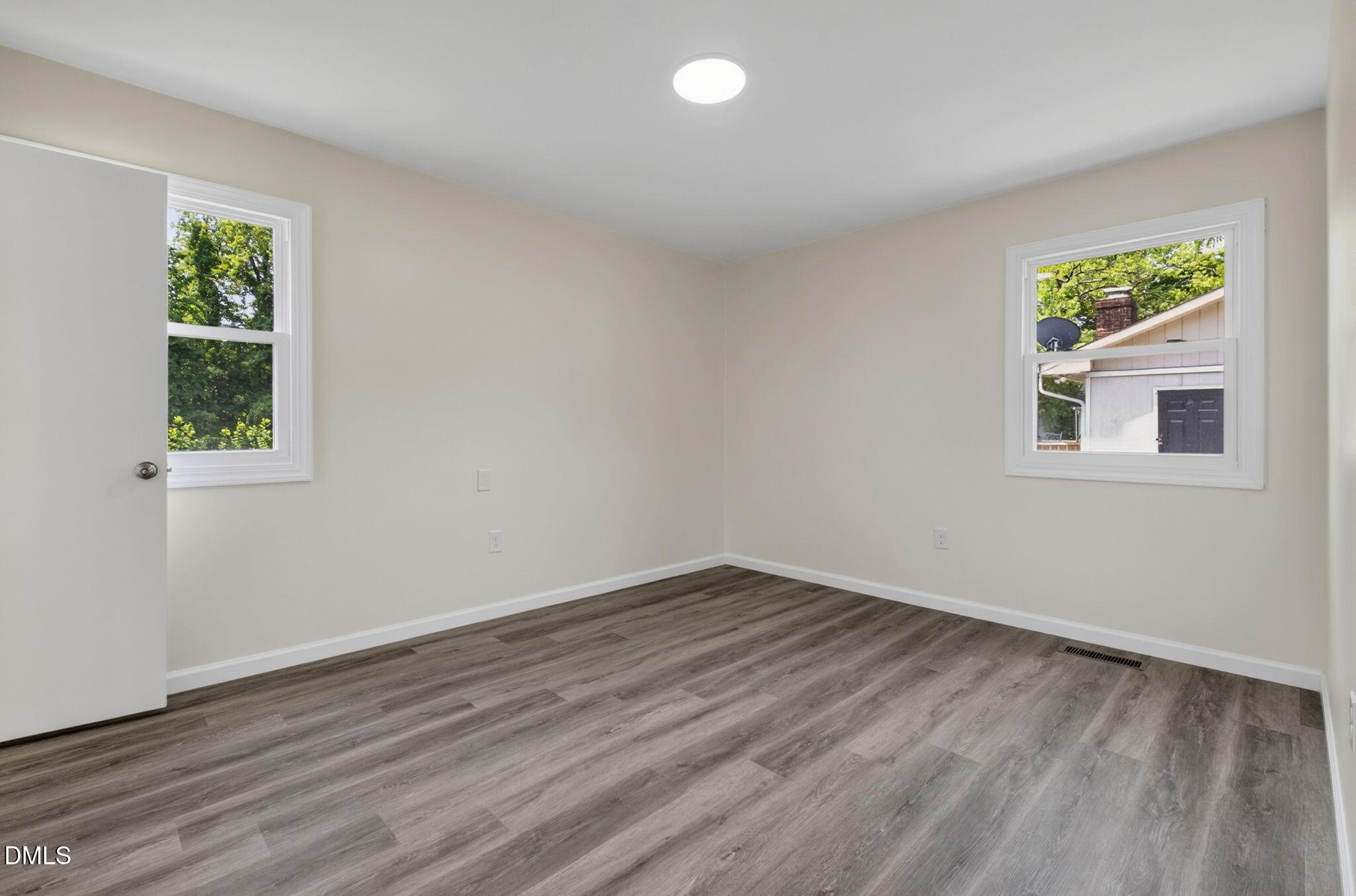 2520 Little John Road Property Photo 24