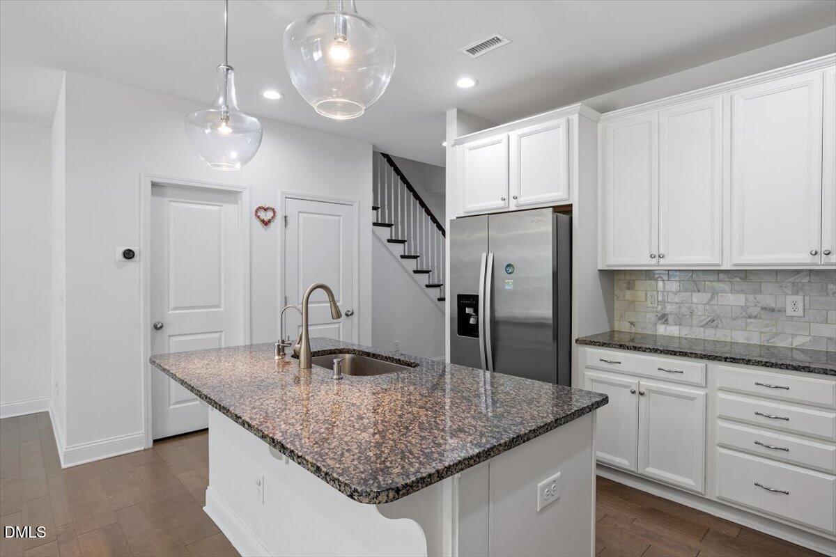 205 Castien Cove Place Property Photo 13