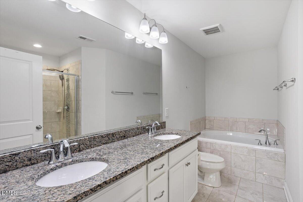 205 Castien Cove Place Property Photo 20