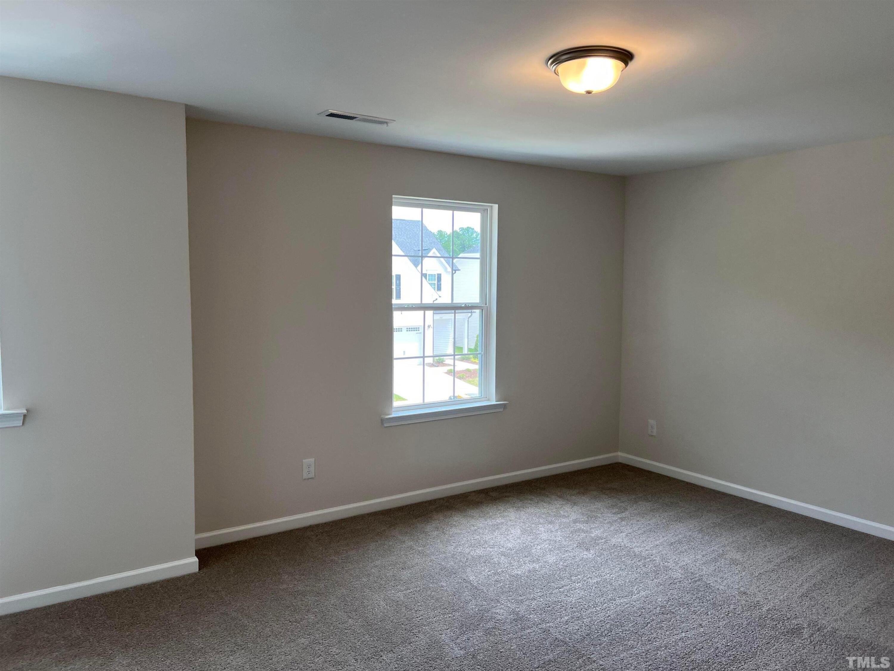 248 Streamliner Boulevard Property Photo 15