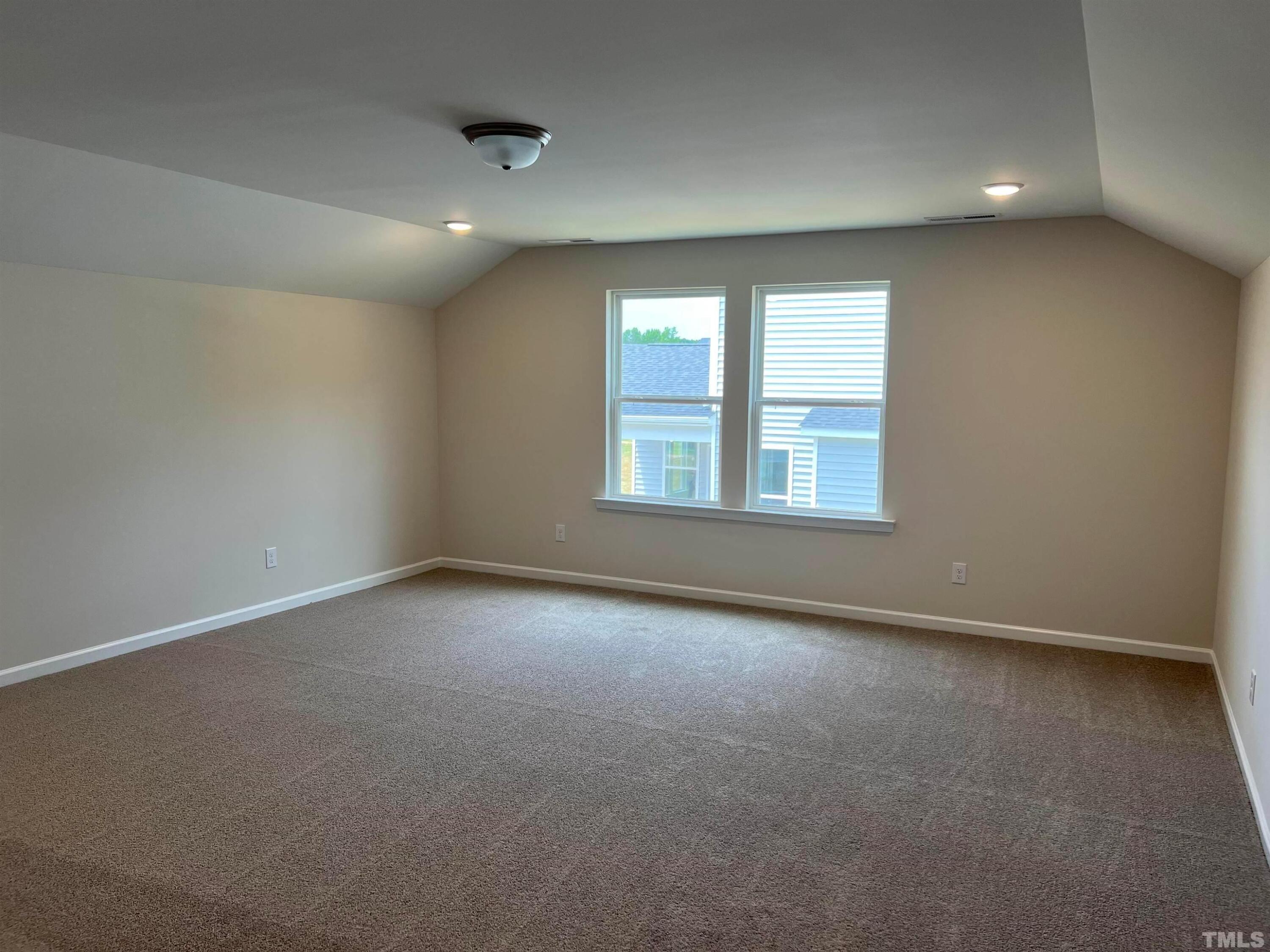248 Streamliner Boulevard Property Photo 18
