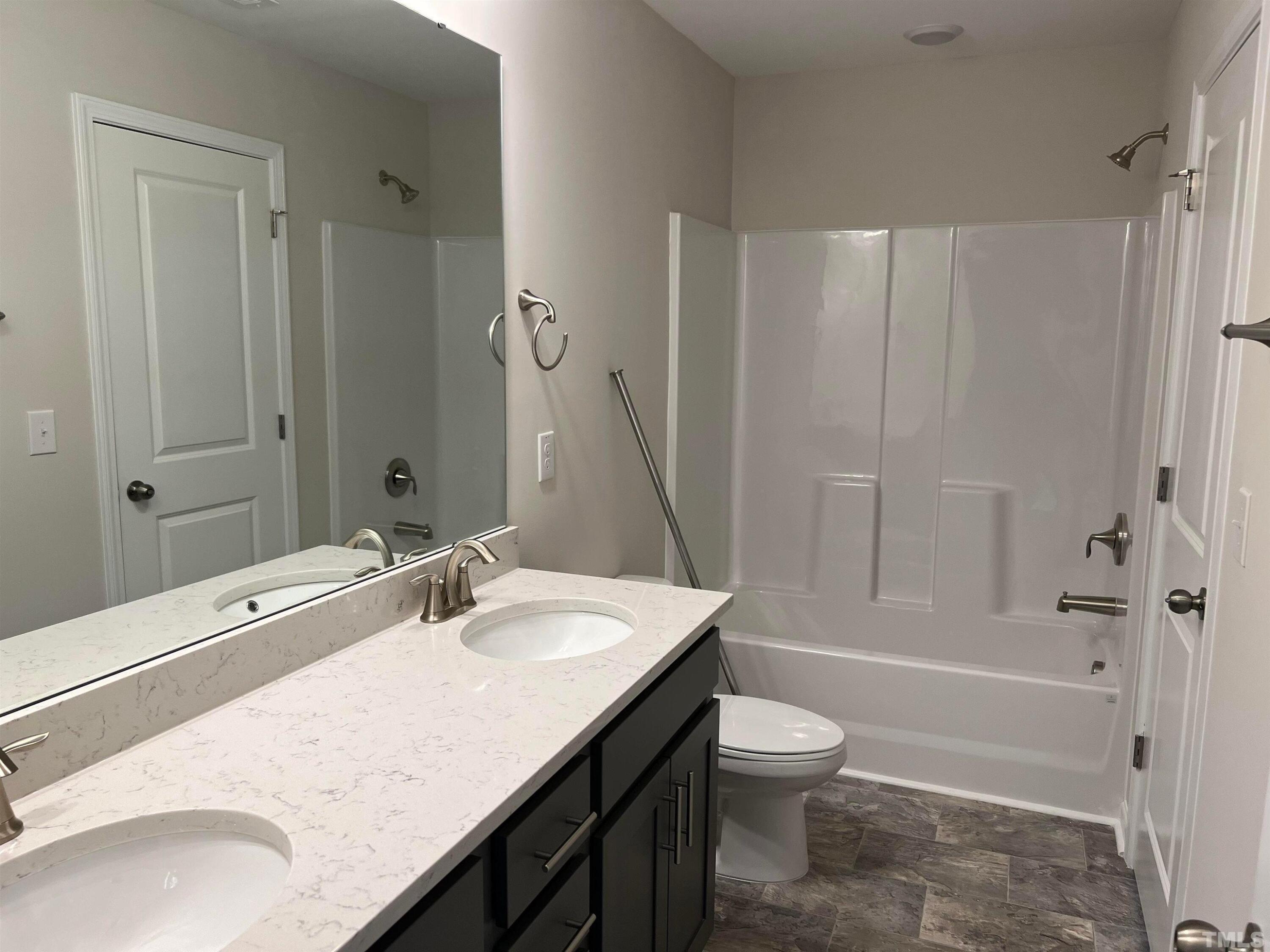 248 Streamliner Boulevard Property Photo 19