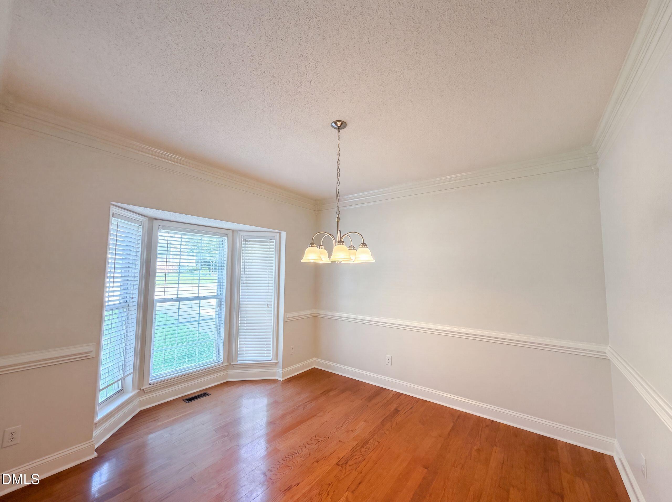 6113 Remington Lake Drive Property Photo 7